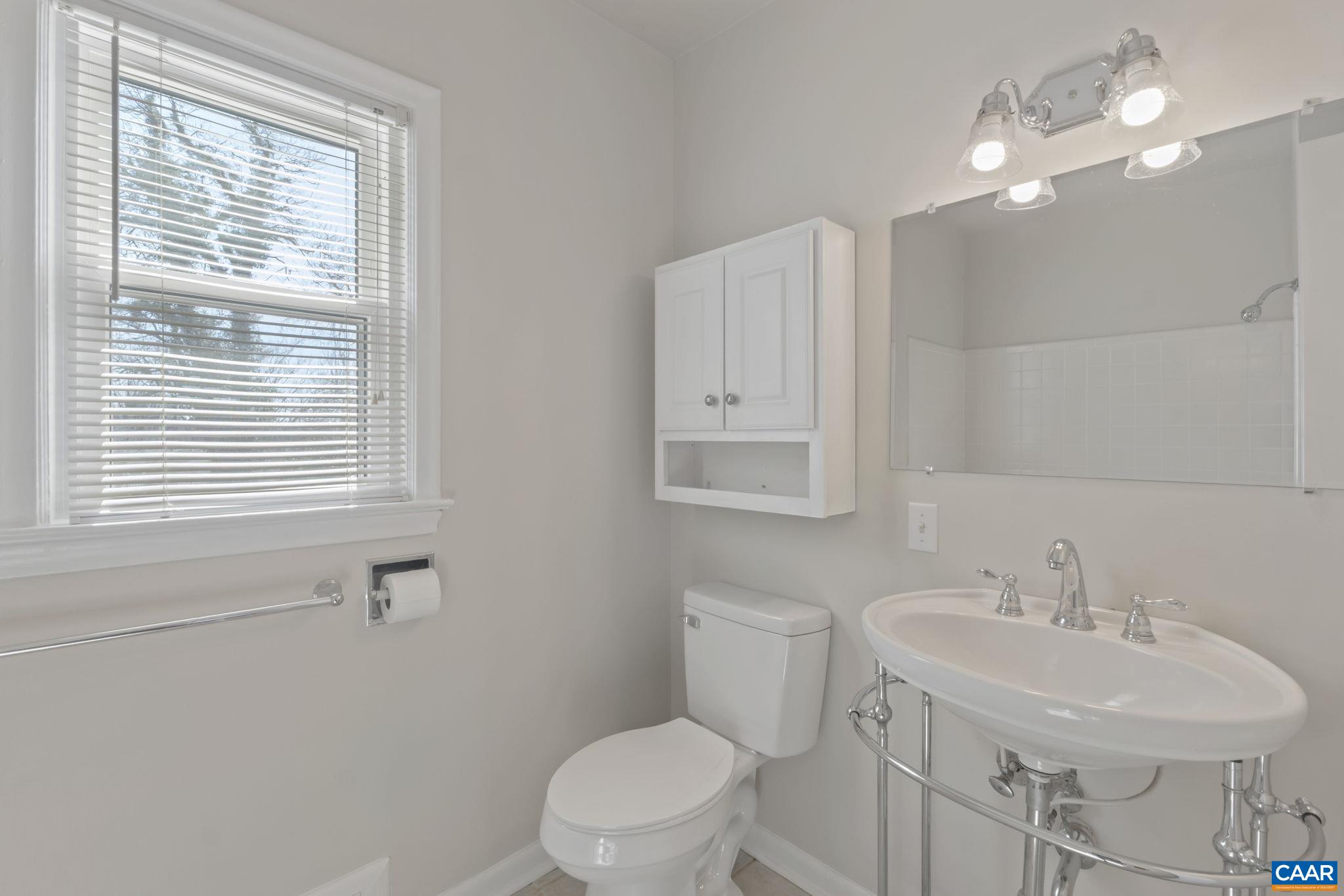 1012 ALTAVISTA AVE, CHARLOTTESVILLE, Virginia 22902, 4 Bedrooms Bedrooms, ,1 BathroomBathrooms,Residential,1012 ALTAVISTA AVE,674666 MLS # 674666 1012 ALTAVISTA AVE, CHARLOTTESVILLE, Virginia 22902, 4 Bedrooms Bedrooms, ,1 BathroomBathrooms,Residential,1012 ALTAVISTA AVE,674666 MLS # 674666