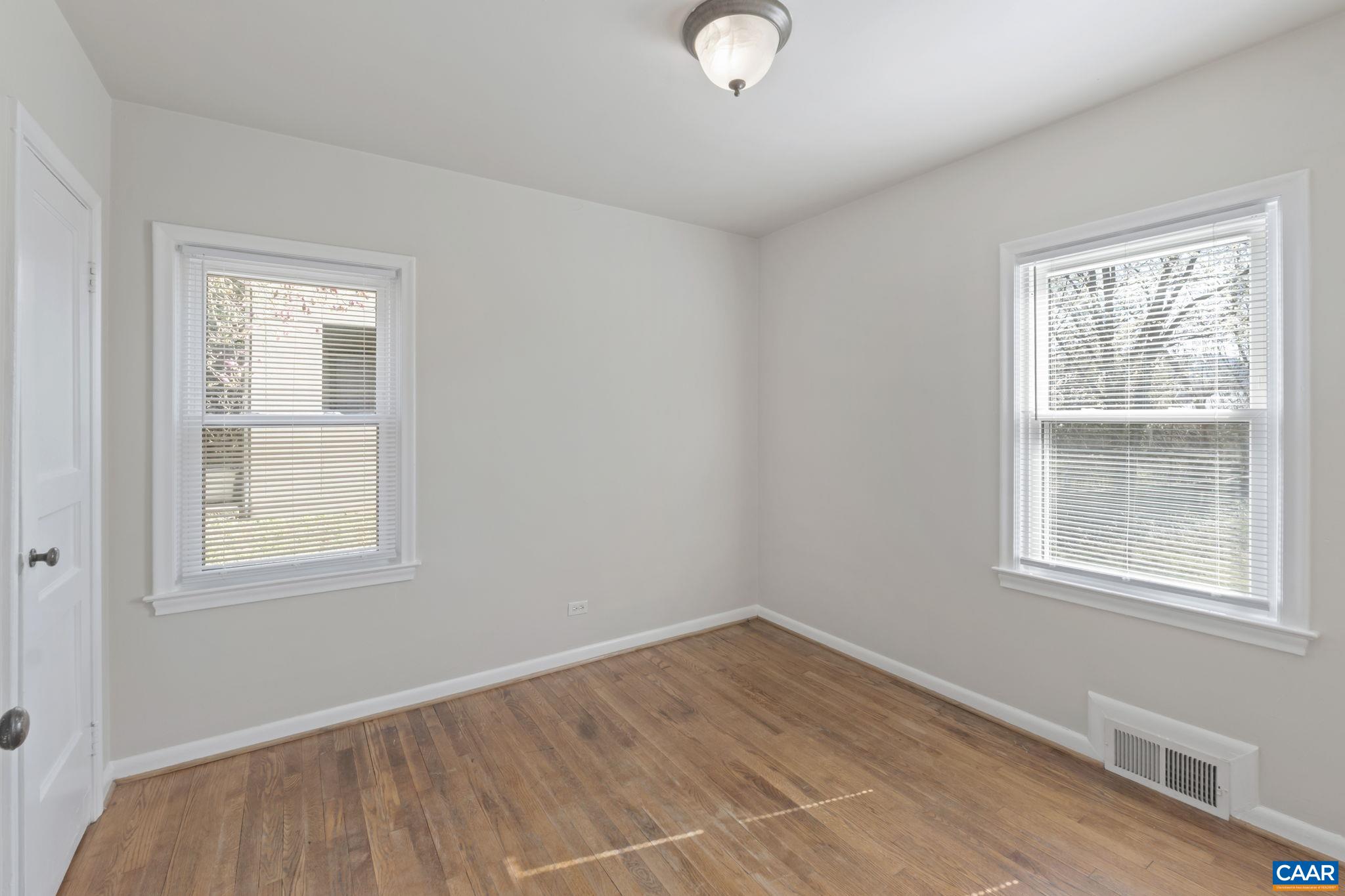 1012 ALTAVISTA AVE, CHARLOTTESVILLE, Virginia 22902, 4 Bedrooms Bedrooms, ,1 BathroomBathrooms,Residential,1012 ALTAVISTA AVE,674666 MLS # 674666 1012 ALTAVISTA AVE, CHARLOTTESVILLE, Virginia 22902, 4 Bedrooms Bedrooms, ,1 BathroomBathrooms,Residential,1012 ALTAVISTA AVE,674666 MLS # 674666