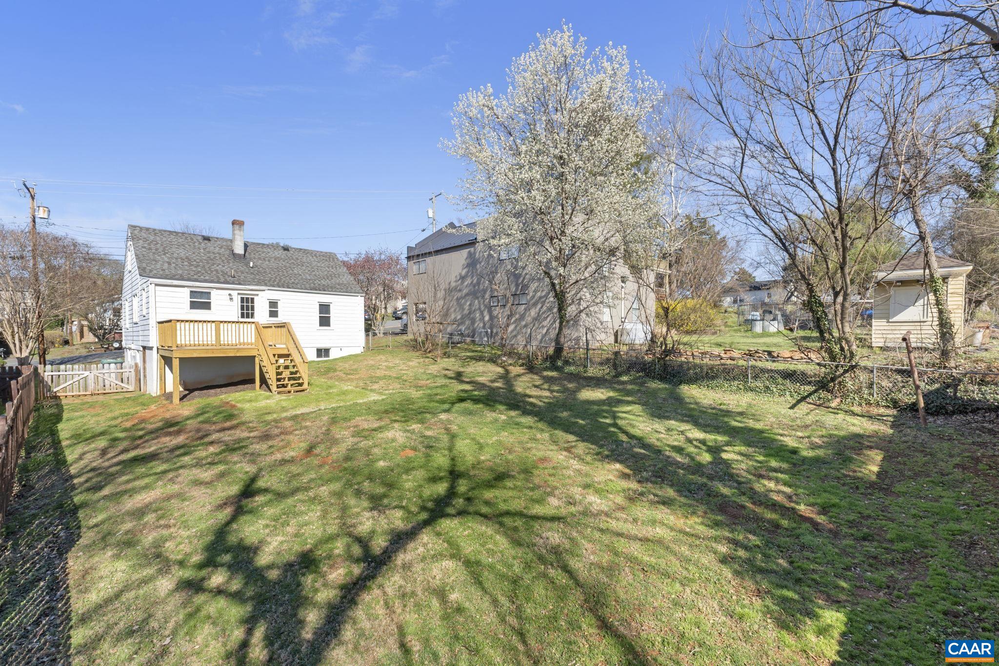 1012 ALTAVISTA AVE, CHARLOTTESVILLE, Virginia 22902, 4 Bedrooms Bedrooms, ,1 BathroomBathrooms,Residential,1012 ALTAVISTA AVE,674666 MLS # 674666 1012 ALTAVISTA AVE, CHARLOTTESVILLE, Virginia 22902, 4 Bedrooms Bedrooms, ,1 BathroomBathrooms,Residential,1012 ALTAVISTA AVE,674666 MLS # 674666