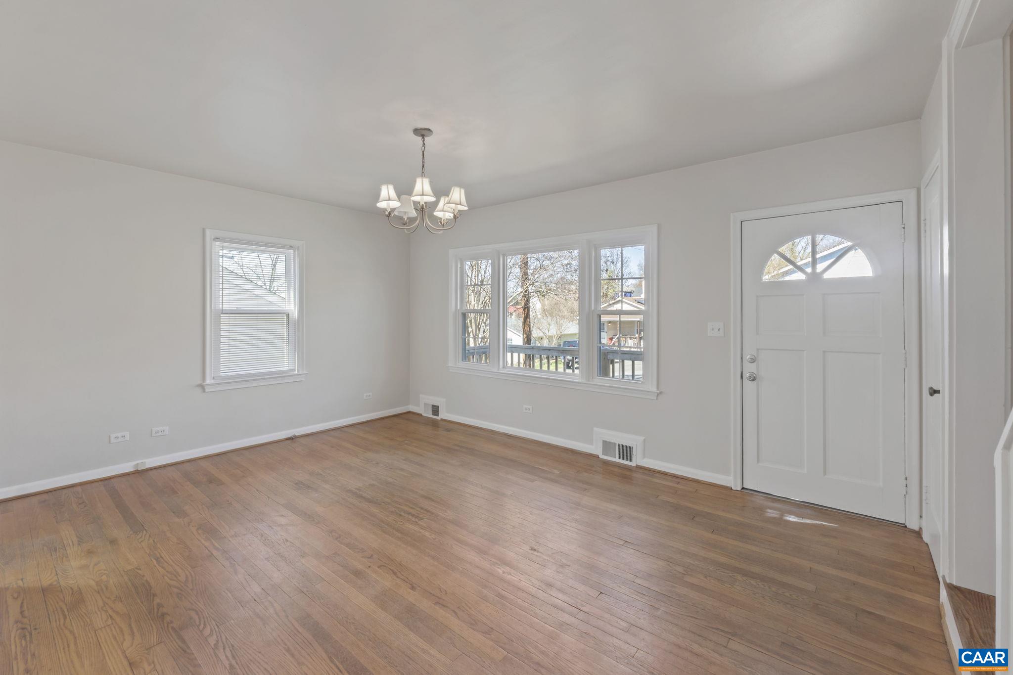 1012 ALTAVISTA AVE, CHARLOTTESVILLE, Virginia 22902, 4 Bedrooms Bedrooms, ,1 BathroomBathrooms,Residential,1012 ALTAVISTA AVE,674666 MLS # 674666 1012 ALTAVISTA AVE, CHARLOTTESVILLE, Virginia 22902, 4 Bedrooms Bedrooms, ,1 BathroomBathrooms,Residential,1012 ALTAVISTA AVE,674666 MLS # 674666