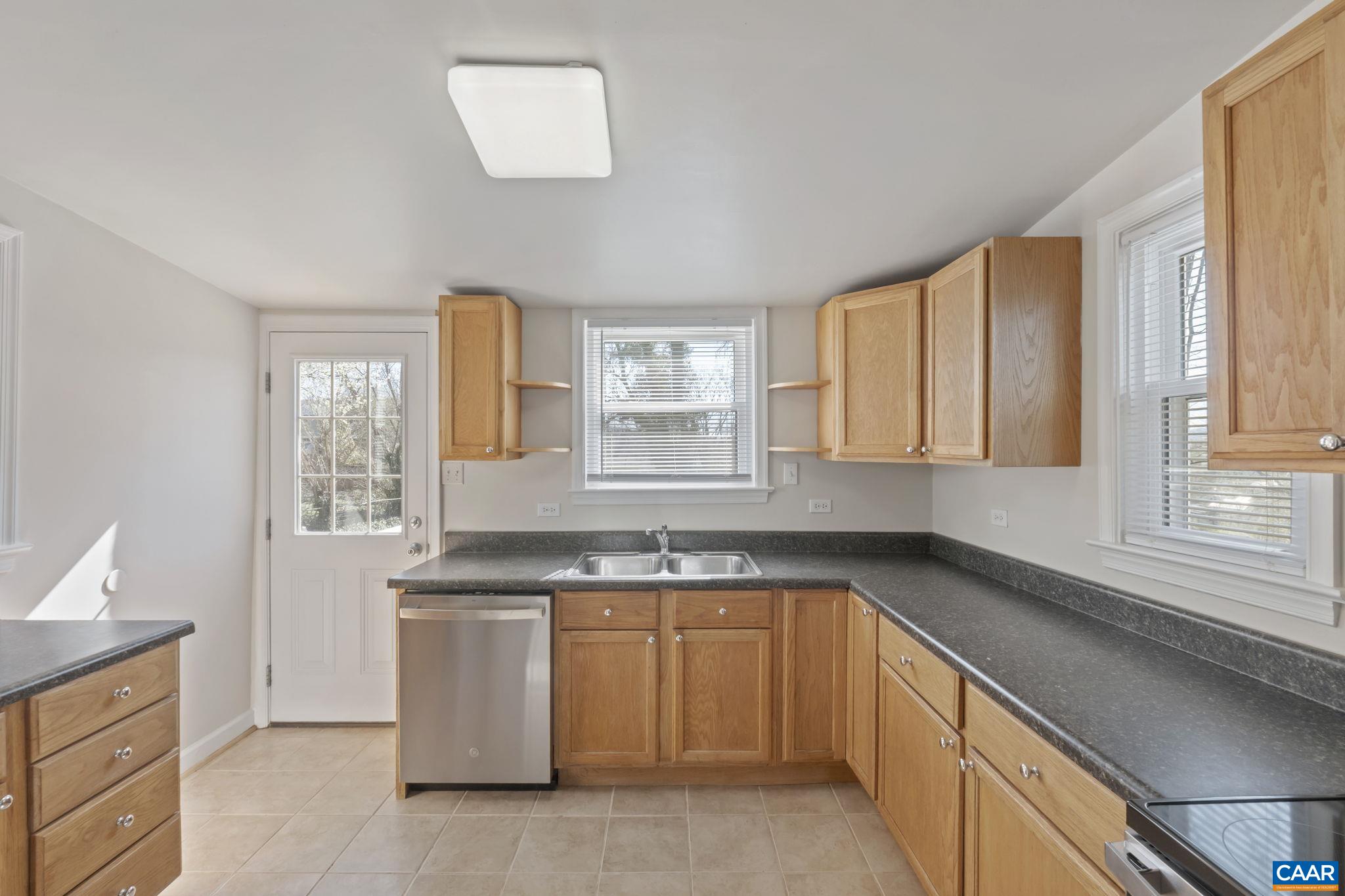 1012 ALTAVISTA AVE, CHARLOTTESVILLE, Virginia 22902, 4 Bedrooms Bedrooms, ,1 BathroomBathrooms,Residential,1012 ALTAVISTA AVE,674666 MLS # 674666 1012 ALTAVISTA AVE, CHARLOTTESVILLE, Virginia 22902, 4 Bedrooms Bedrooms, ,1 BathroomBathrooms,Residential,1012 ALTAVISTA AVE,674666 MLS # 674666