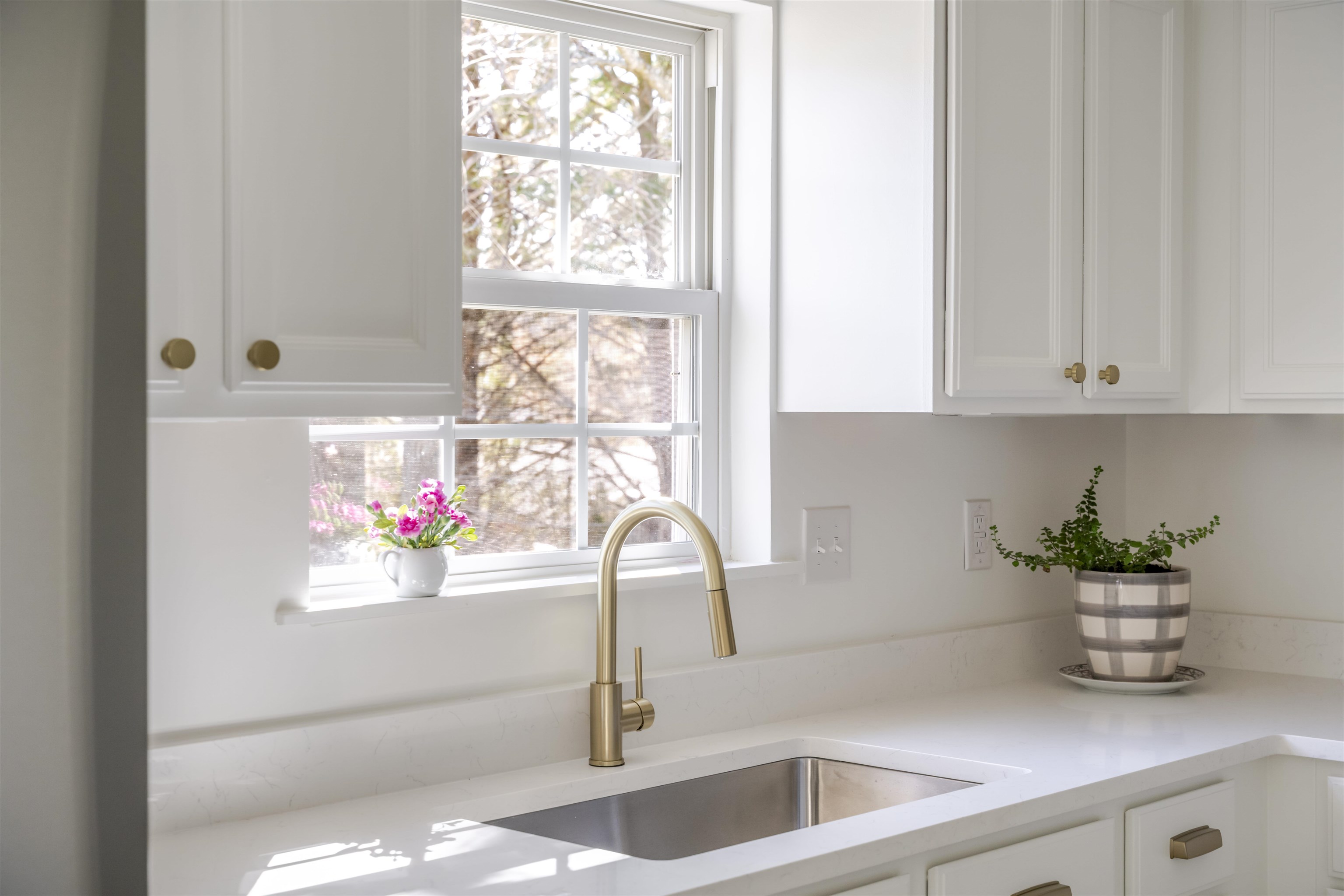 41 ASHBURN LN, WAYNESBORO, Virginia 22980, 3 Bedrooms Bedrooms, ,2 BathroomsBathrooms,Residential,41 ASHBURN LN,674754 MLS # 674754