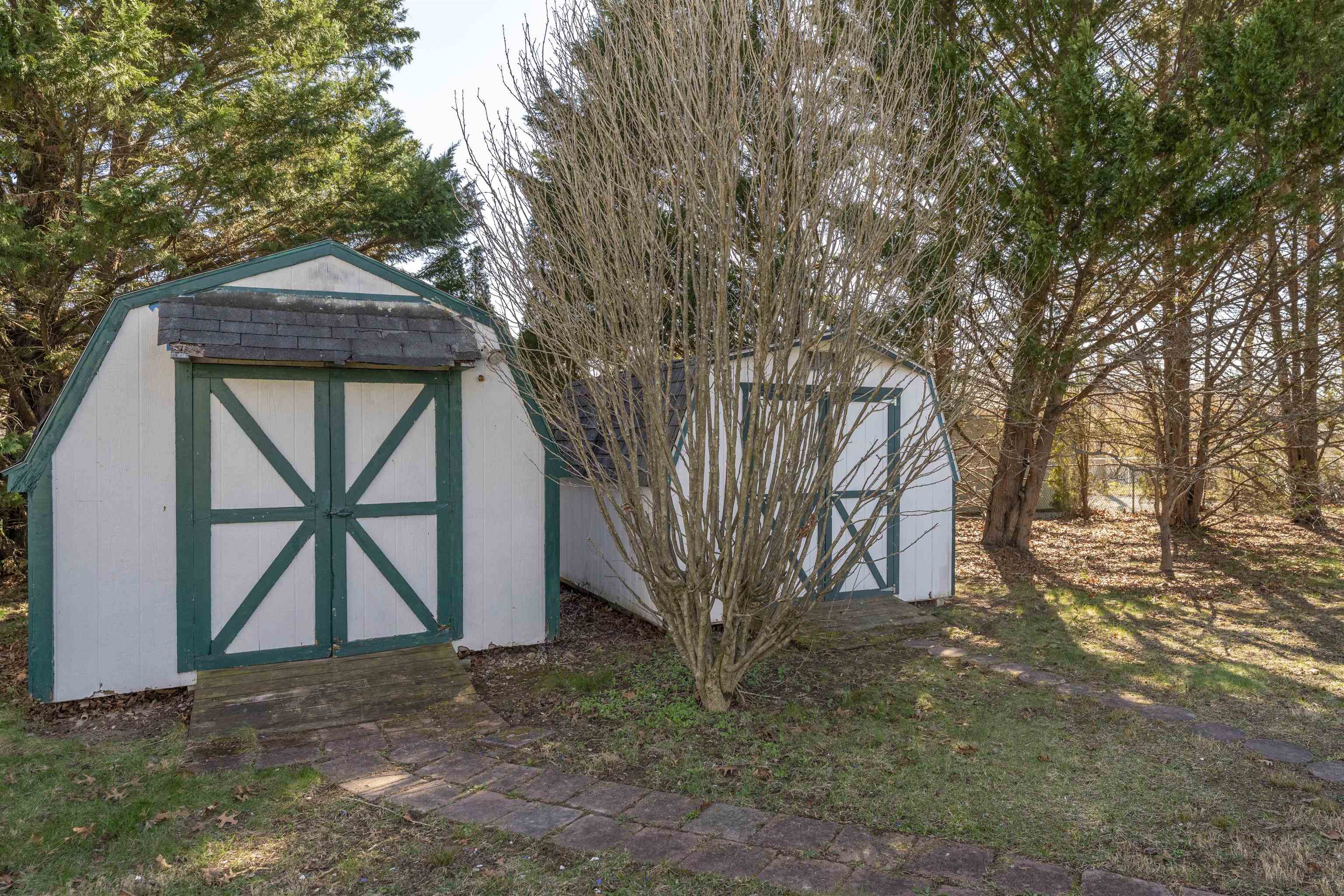 41 ASHBURN LN, WAYNESBORO, Virginia 22980, 3 Bedrooms Bedrooms, ,2 BathroomsBathrooms,Residential,41 ASHBURN LN,674754 MLS # 674754