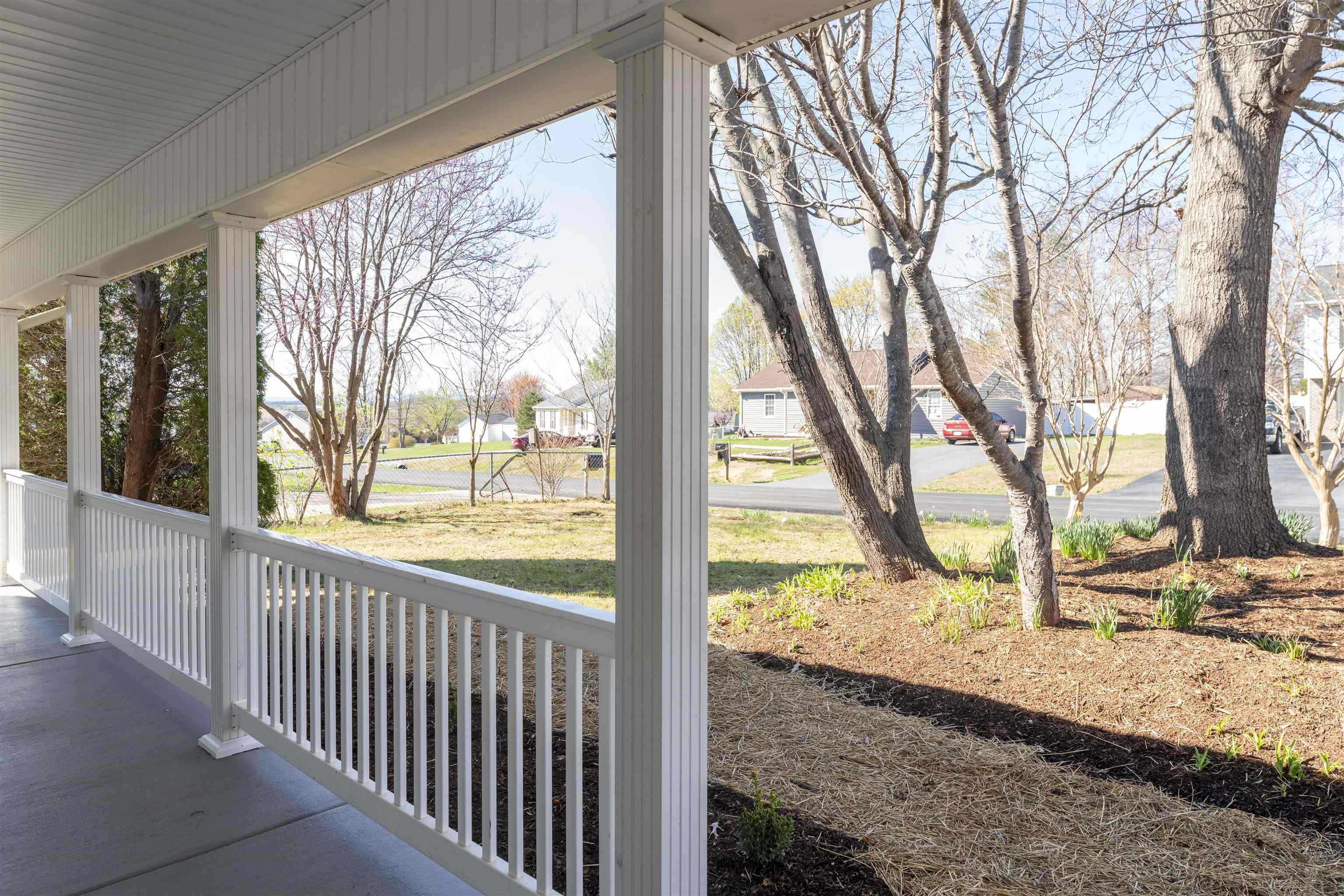 41 ASHBURN LN, WAYNESBORO, Virginia 22980, 3 Bedrooms Bedrooms, ,2 BathroomsBathrooms,Residential,41 ASHBURN LN,674754 MLS # 674754