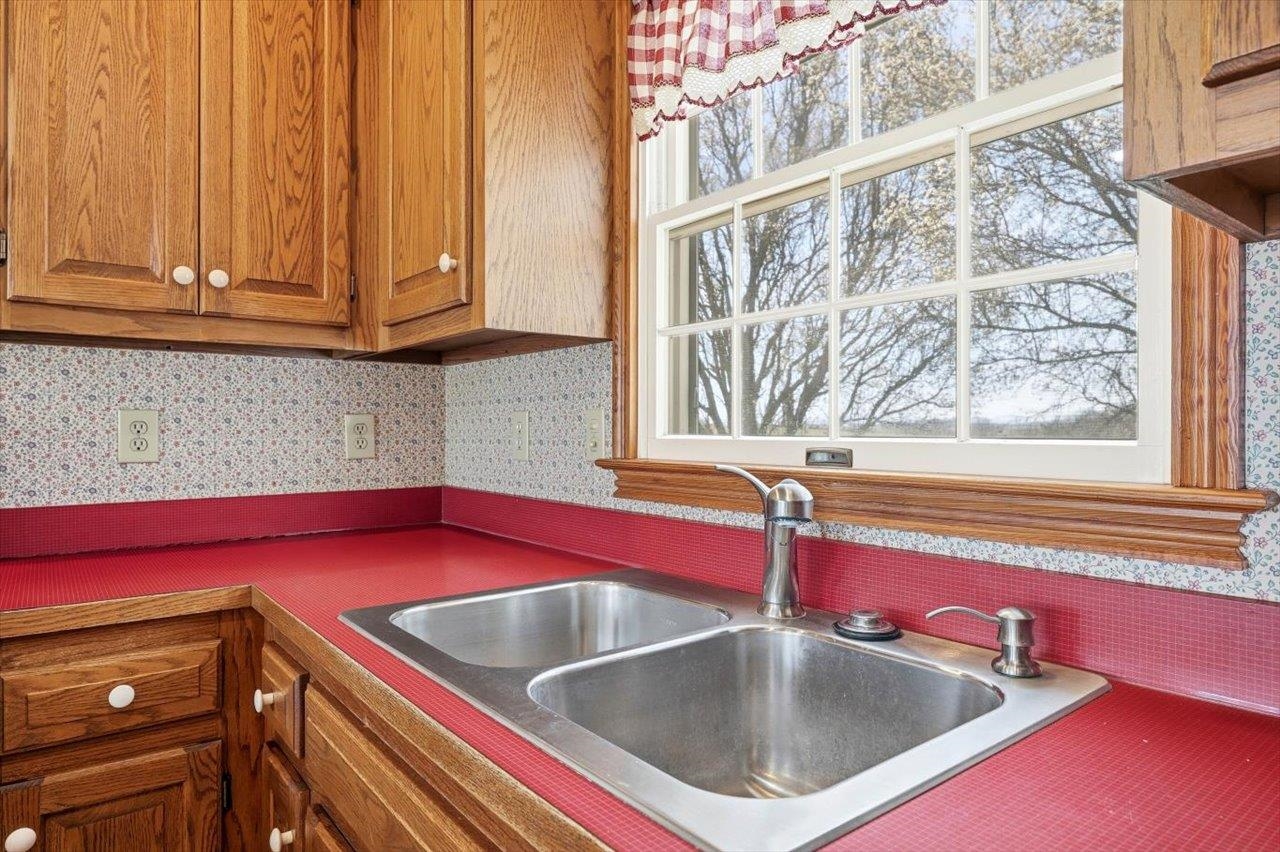 3005 LEE HWY, MOUNT SIDNEY, Virginia 24467, 3 Bedrooms Bedrooms, ,2 BathroomsBathrooms,Residential,3005 LEE HWY,674758 MLS # 674758