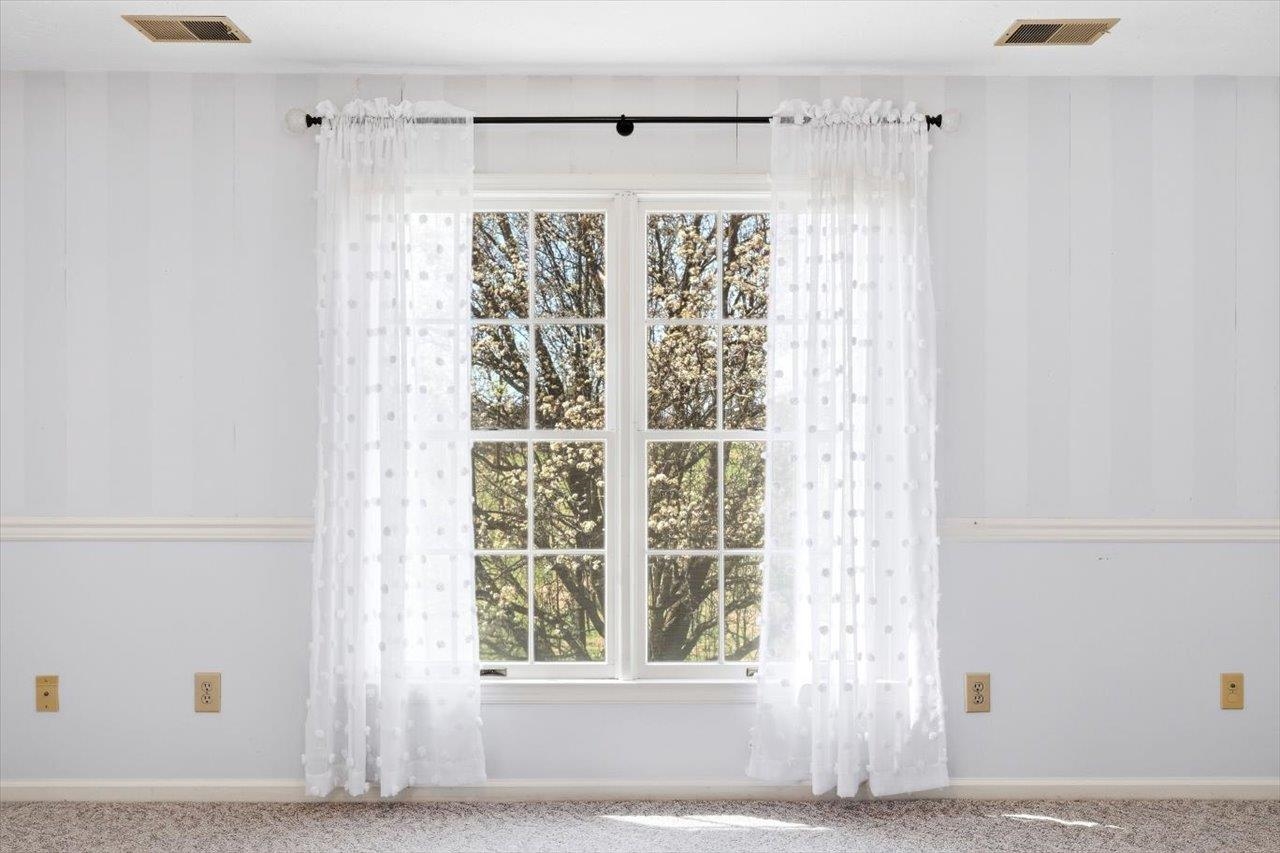 3005 LEE HWY, MOUNT SIDNEY, Virginia 24467, 3 Bedrooms Bedrooms, ,2 BathroomsBathrooms,Residential,3005 LEE HWY,674758 MLS # 674758