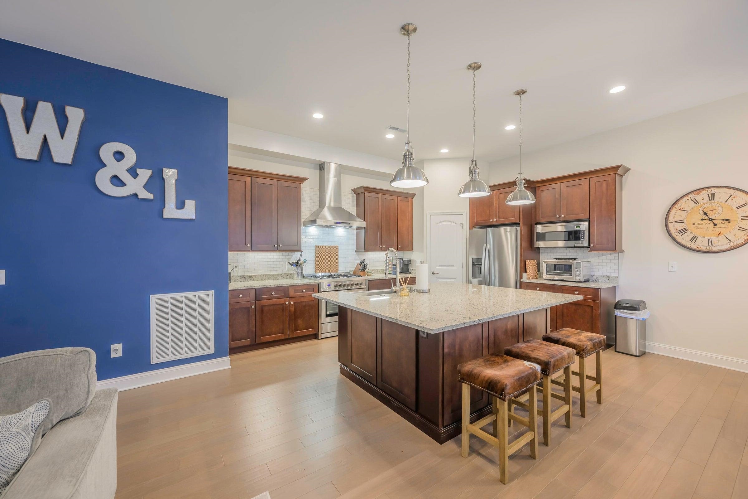 Great for everyday enjoyment and entertaining.