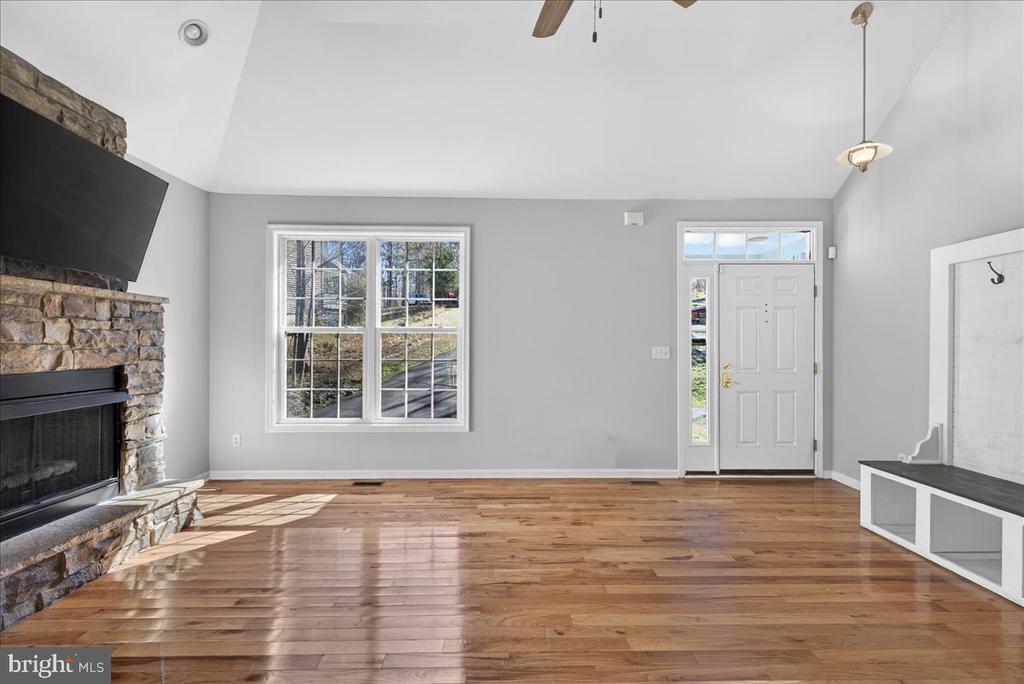 18 CHICKASAW PL, PALMYRA, Virginia 22963, 4 Bedrooms Bedrooms, ,3 BathroomsBathrooms,Residential,18 CHICKASAW PL,VAFN2000642 MLS # VAFN2000642