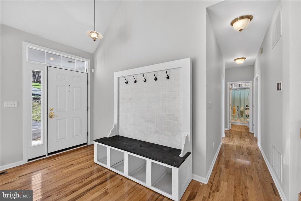 18 CHICKASAW PL, PALMYRA, Virginia 22963, 4 Bedrooms Bedrooms, ,3 BathroomsBathrooms,Residential,18 CHICKASAW PL,VAFN2000642 MLS # VAFN2000642