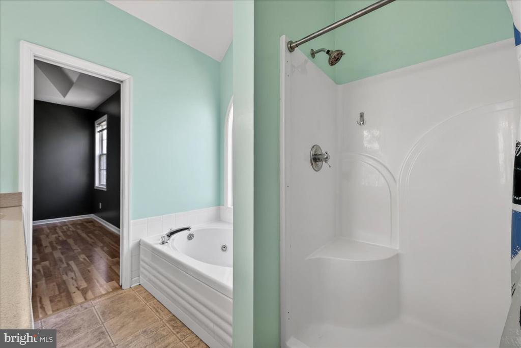 18 CHICKASAW PL, PALMYRA, Virginia 22963, 4 Bedrooms Bedrooms, ,3 BathroomsBathrooms,Residential,18 CHICKASAW PL,VAFN2000642 MLS # VAFN2000642