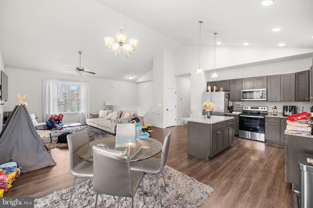 2308 LAKEVIEW PKWY, LOCUST GROVE, Virginia 22508, 5 Bedrooms Bedrooms, ,3 BathroomsBathrooms,Residential,2308 LAKEVIEW PKWY,VAOR2013600 MLS # VAOR2013600 2308 LAKEVIEW PKWY, LOCUST GROVE, Virginia 22508, 5 Bedrooms Bedrooms, ,3 BathroomsBathrooms,Residential,2308 LAKEVIEW PKWY,VAOR2013600 MLS # VAOR2013600