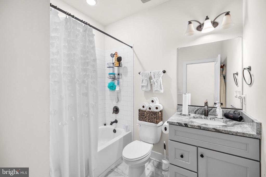 2308 LAKEVIEW PKWY, LOCUST GROVE, Virginia 22508, 5 Bedrooms Bedrooms, ,3 BathroomsBathrooms,Residential,2308 LAKEVIEW PKWY,VAOR2013600 MLS # VAOR2013600 2308 LAKEVIEW PKWY, LOCUST GROVE, Virginia 22508, 5 Bedrooms Bedrooms, ,3 BathroomsBathrooms,Residential,2308 LAKEVIEW PKWY,VAOR2013600 MLS # VAOR2013600