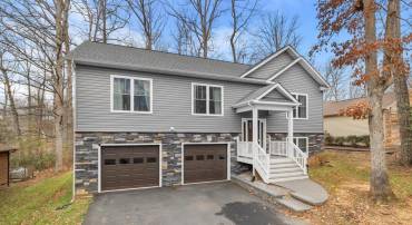 2308 LAKEVIEW PKWY, LOCUST GROVE, Virginia 22508, 5 Bedrooms Bedrooms, ,3 BathroomsBathrooms,Residential,2308 LAKEVIEW PKWY,VAOR2013600 MLS # VAOR2013600