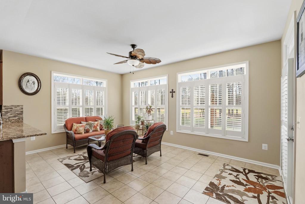 10502 TURNING LEAF LN, SPOTSYLVANIA, Virginia 22551, 5 Bedrooms Bedrooms, ,3 BathroomsBathrooms,Residential,10502 TURNING LEAF LN,VASP2040224 MLS # VASP2040224