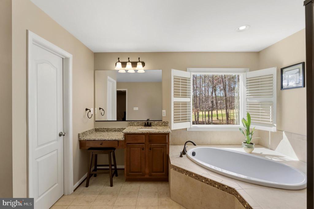 10502 TURNING LEAF LN, SPOTSYLVANIA, Virginia 22551, 5 Bedrooms Bedrooms, ,3 BathroomsBathrooms,Residential,10502 TURNING LEAF LN,VASP2040224 MLS # VASP2040224