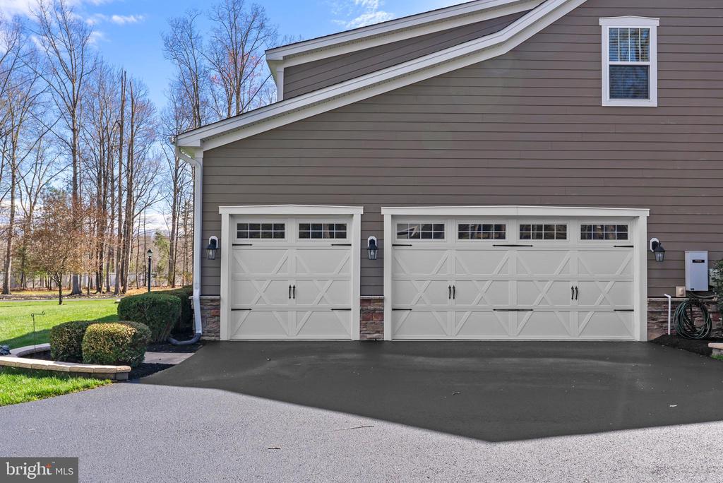 10502 TURNING LEAF LN, SPOTSYLVANIA, Virginia 22551, 5 Bedrooms Bedrooms, ,3 BathroomsBathrooms,Residential,10502 TURNING LEAF LN,VASP2040224 MLS # VASP2040224