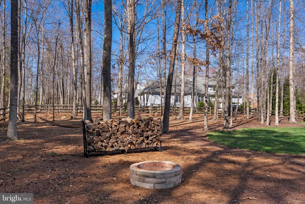 10502 TURNING LEAF LN, SPOTSYLVANIA, Virginia 22551, 5 Bedrooms Bedrooms, ,3 BathroomsBathrooms,Residential,10502 TURNING LEAF LN,VASP2040224 MLS # VASP2040224