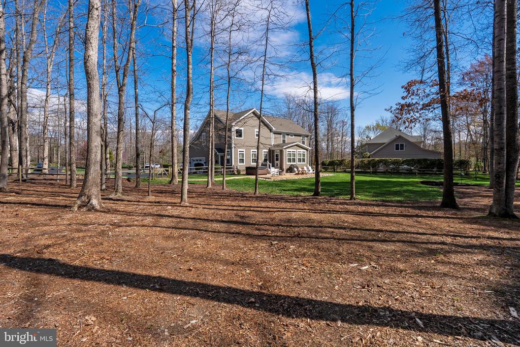 10502 TURNING LEAF LN, SPOTSYLVANIA, Virginia 22551, 5 Bedrooms Bedrooms, ,3 BathroomsBathrooms,Residential,10502 TURNING LEAF LN,VASP2040224 MLS # VASP2040224