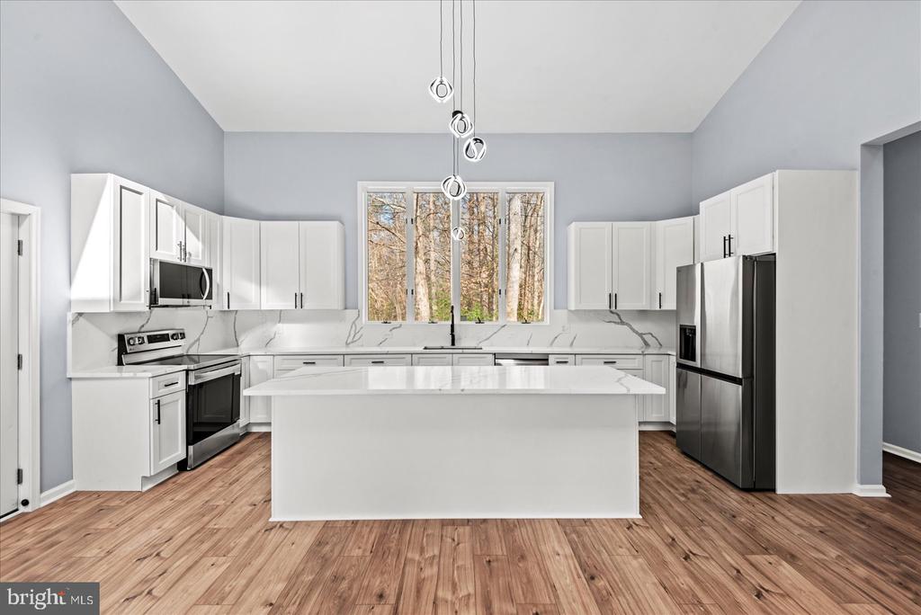 7621 RIVER RD, FREDERICKSBURG, Virginia 22407, 4 Bedrooms Bedrooms, ,3 BathroomsBathrooms,Residential,7621 RIVER RD,VASP2040322 MLS # VASP2040322