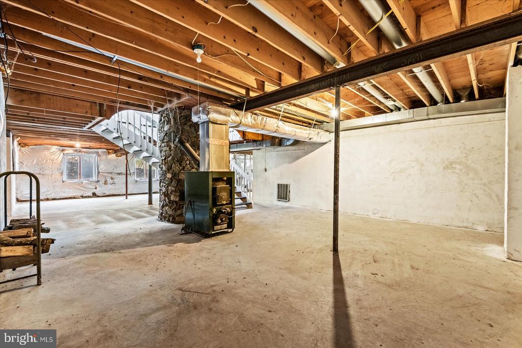 7621 RIVER RD, FREDERICKSBURG, Virginia 22407, 4 Bedrooms Bedrooms, ,3 BathroomsBathrooms,Residential,7621 RIVER RD,VASP2040322 MLS # VASP2040322