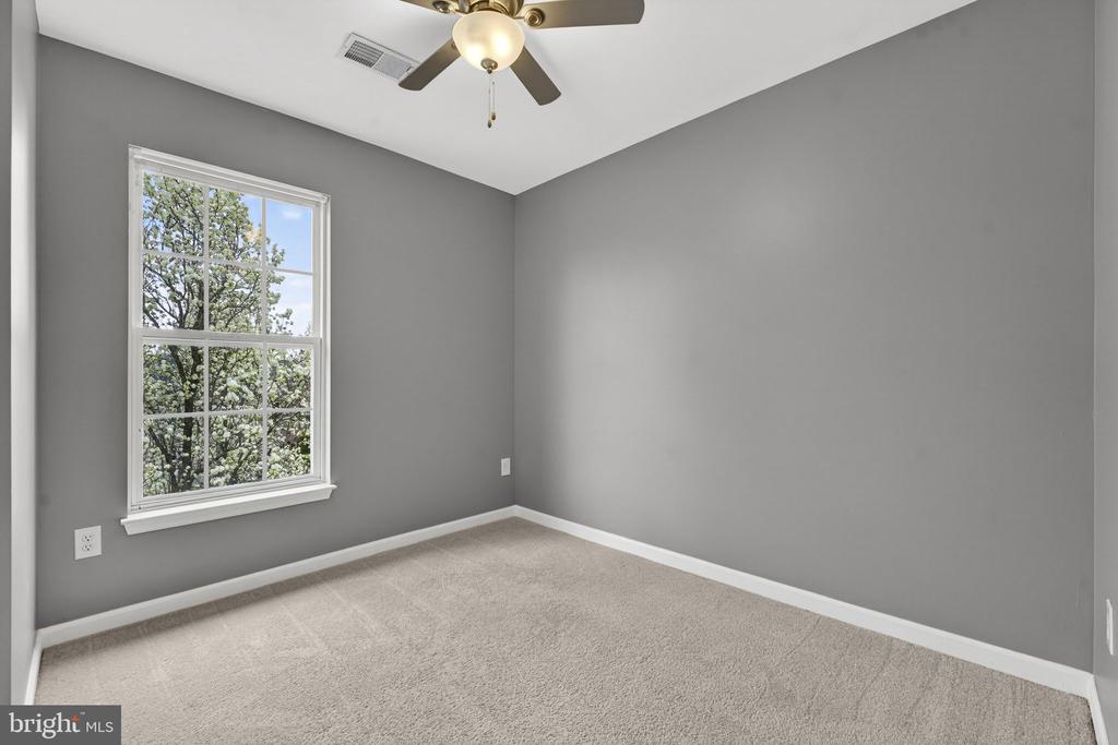 11120 GANDER CT, FREDERICKSBURG, Virginia 22407, 3 Bedrooms Bedrooms, ,2 BathroomsBathrooms,Residential,11120 GANDER CT,VASP2038050 MLS # VASP2038050