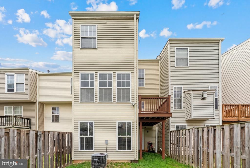 11120 GANDER CT, FREDERICKSBURG, Virginia 22407, 3 Bedrooms Bedrooms, ,2 BathroomsBathrooms,Residential,11120 GANDER CT,VASP2038050 MLS # VASP2038050