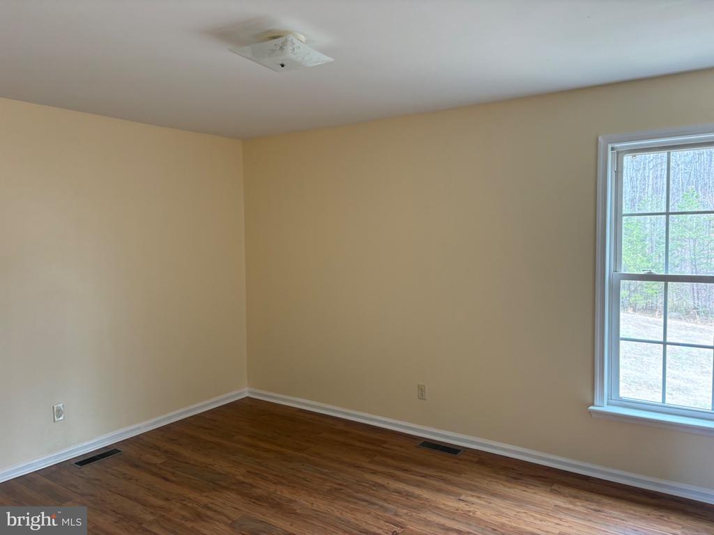 41 ELIZABETH LN, LOUISA, Virginia 23093, 3 Bedrooms Bedrooms, ,2 BathroomsBathrooms,Residential,41 ELIZABETH LN,VALA2009510 MLS # VALA2009510