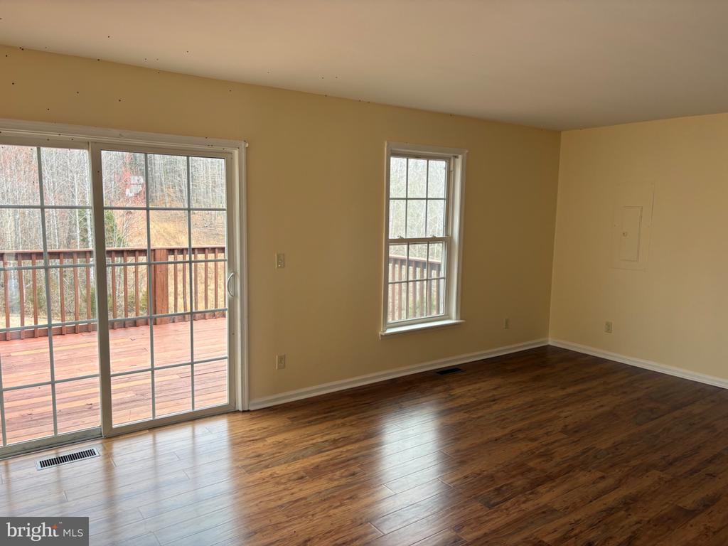 41 ELIZABETH LN, LOUISA, Virginia 23093, 3 Bedrooms Bedrooms, ,2 BathroomsBathrooms,Residential,41 ELIZABETH LN,VALA2009510 MLS # VALA2009510