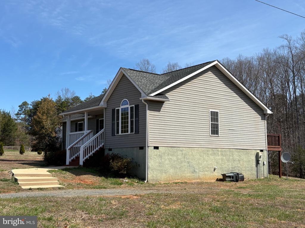 41 ELIZABETH LN, LOUISA, Virginia 23093, 3 Bedrooms Bedrooms, ,2 BathroomsBathrooms,Residential,41 ELIZABETH LN,VALA2009510 MLS # VALA2009510