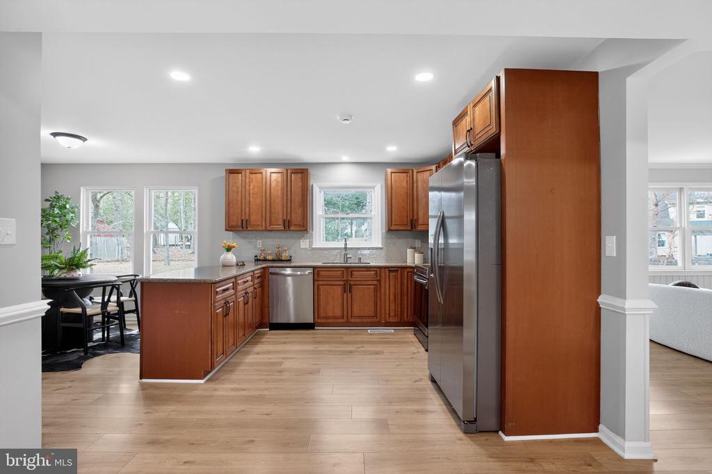 11314 YORKSHIRE CT, FREDERICKSBURG, Virginia 22407, ,Residential,11314 YORKSHIRE CT,VASP2040338 MLS # VASP2040338