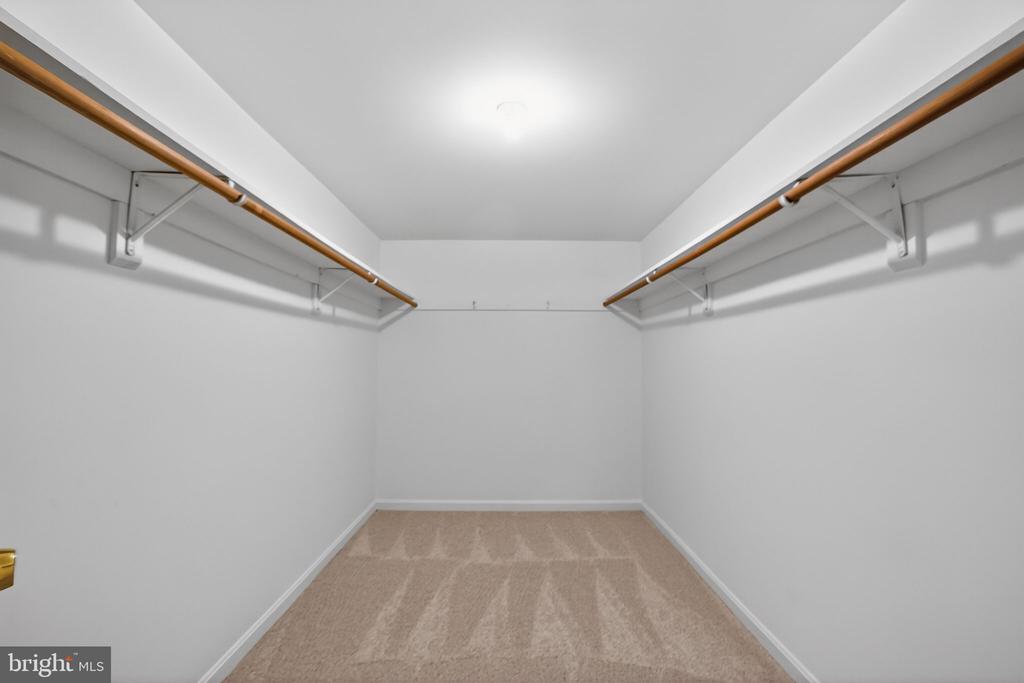 11314 YORKSHIRE CT, FREDERICKSBURG, Virginia 22407, ,Residential,11314 YORKSHIRE CT,VASP2040338 MLS # VASP2040338