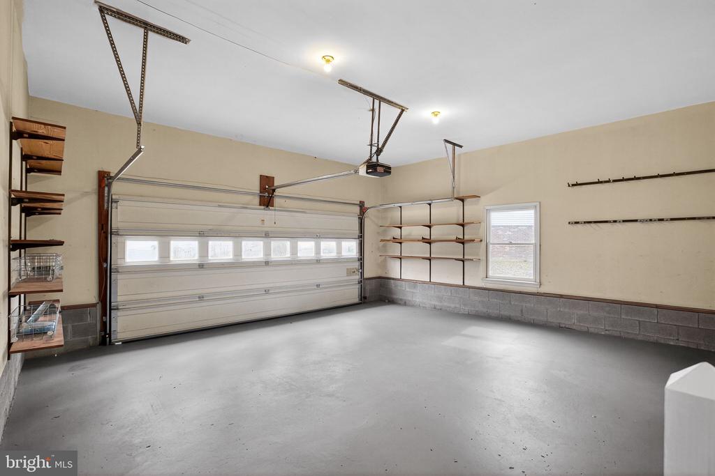 11314 YORKSHIRE CT, FREDERICKSBURG, Virginia 22407, ,Residential,11314 YORKSHIRE CT,VASP2040338 MLS # VASP2040338