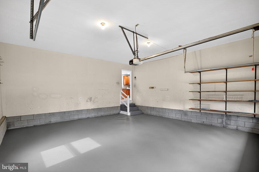 11314 YORKSHIRE CT, FREDERICKSBURG, Virginia 22407, ,Residential,11314 YORKSHIRE CT,VASP2040338 MLS # VASP2040338