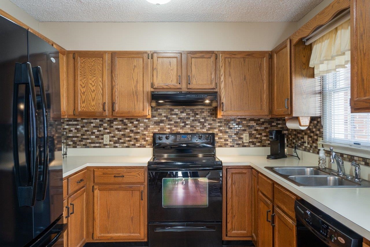 688 TOWER ST, HARRISONBURG, Virginia 22802, 3 Bedrooms Bedrooms, ,2 BathroomsBathrooms,Residential,688 TOWER ST,673349 MLS # 673349 688 TOWER ST, HARRISONBURG, Virginia 22802, 3 Bedrooms Bedrooms, ,2 BathroomsBathrooms,Residential,688 TOWER ST,673349 MLS # 673349