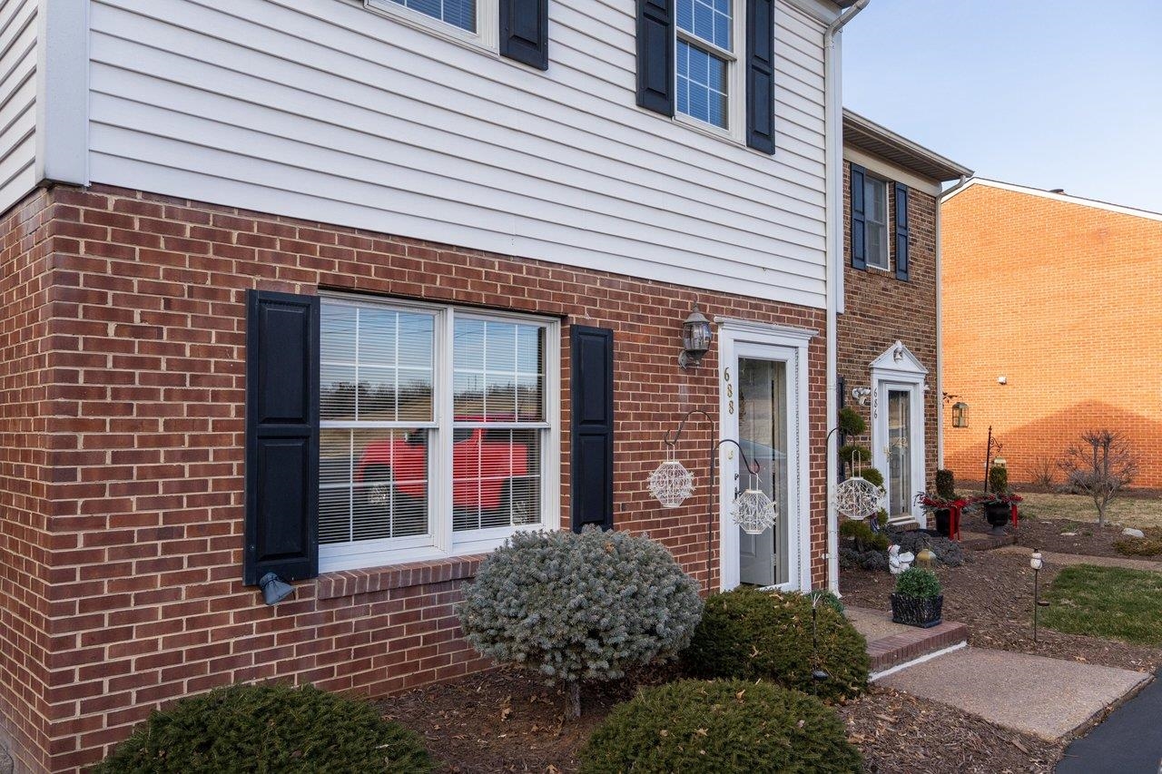 688 TOWER ST, HARRISONBURG, Virginia 22802, 3 Bedrooms Bedrooms, ,2 BathroomsBathrooms,Residential,688 TOWER ST,673349 MLS # 673349 688 TOWER ST, HARRISONBURG, Virginia 22802, 3 Bedrooms Bedrooms, ,2 BathroomsBathrooms,Residential,688 TOWER ST,673349 MLS # 673349