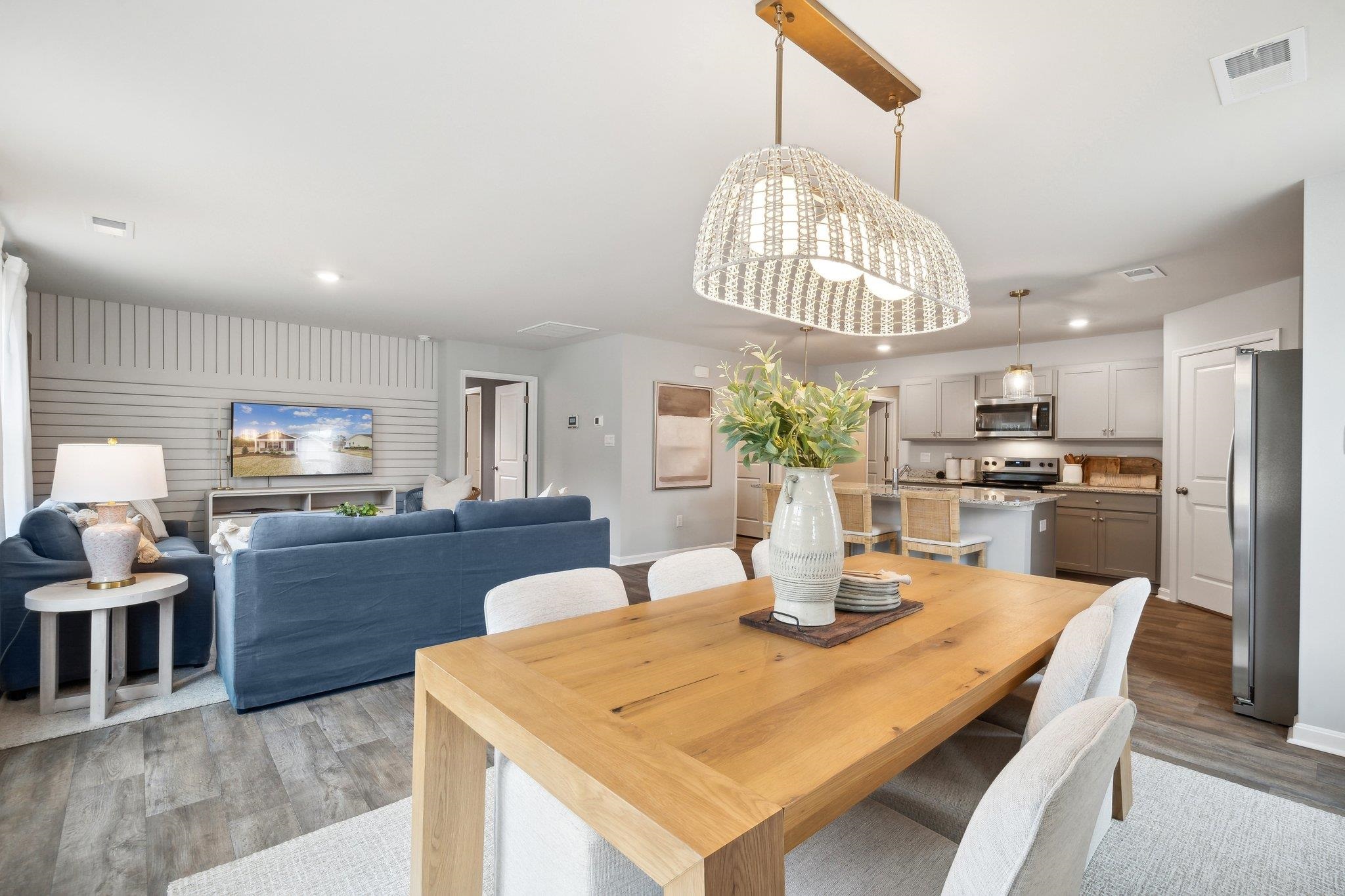 557 SUMMERCREST AVE, WAYNESBORO, Virginia 22980, 4 Bedrooms Bedrooms, ,2 BathroomsBathrooms,Residential,557 SUMMERCREST AVE,673540 MLS # 673540