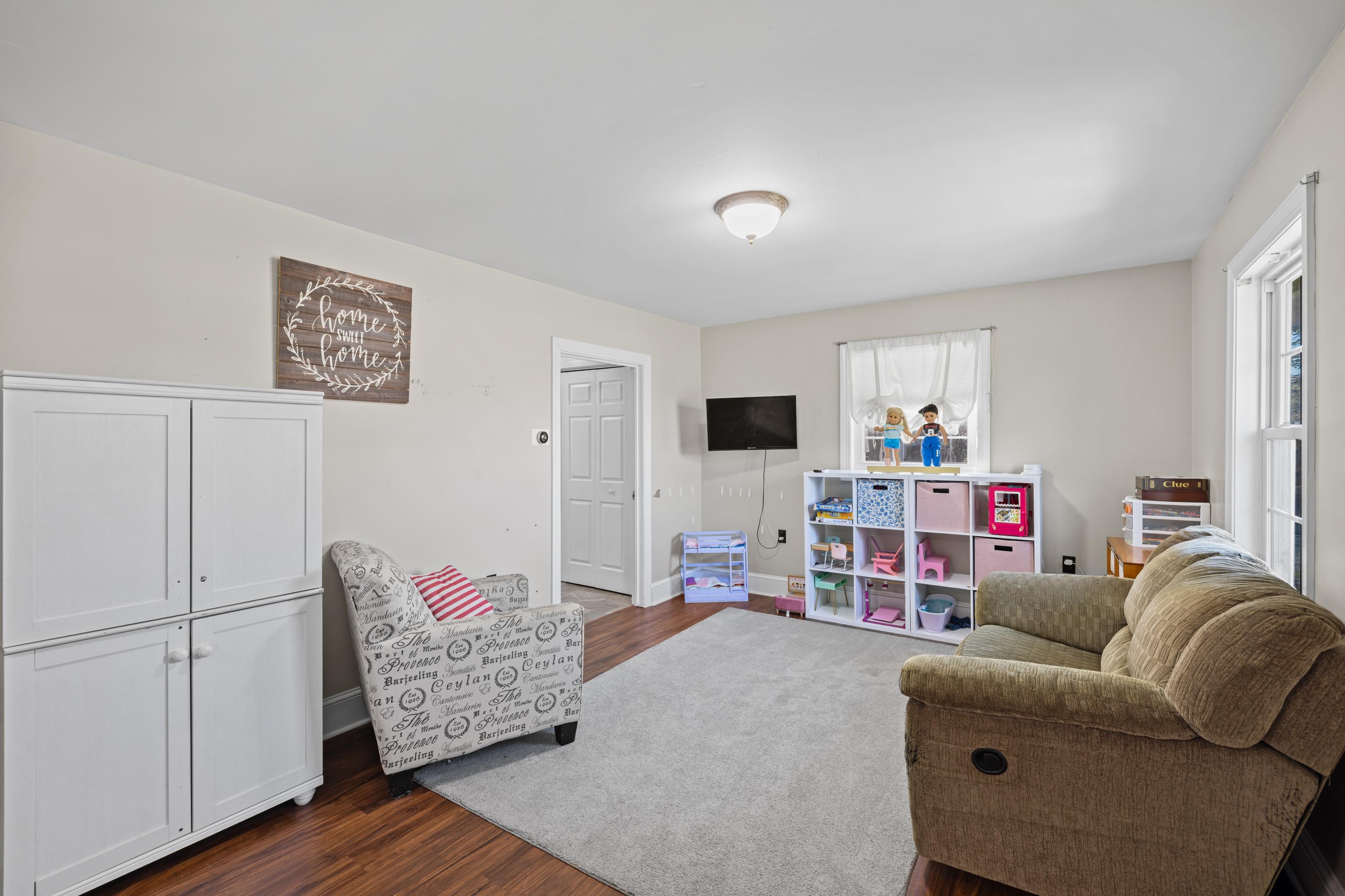 1015 HAMLET DR, ROCKINGHAM, Virginia 22802, 4 Bedrooms Bedrooms, ,2 BathroomsBathrooms,Residential,1015 HAMLET DR,674773 MLS # 674773 1015 HAMLET DR, ROCKINGHAM, Virginia 22802, 4 Bedrooms Bedrooms, ,2 BathroomsBathrooms,Residential,1015 HAMLET DR,674773 MLS # 674773