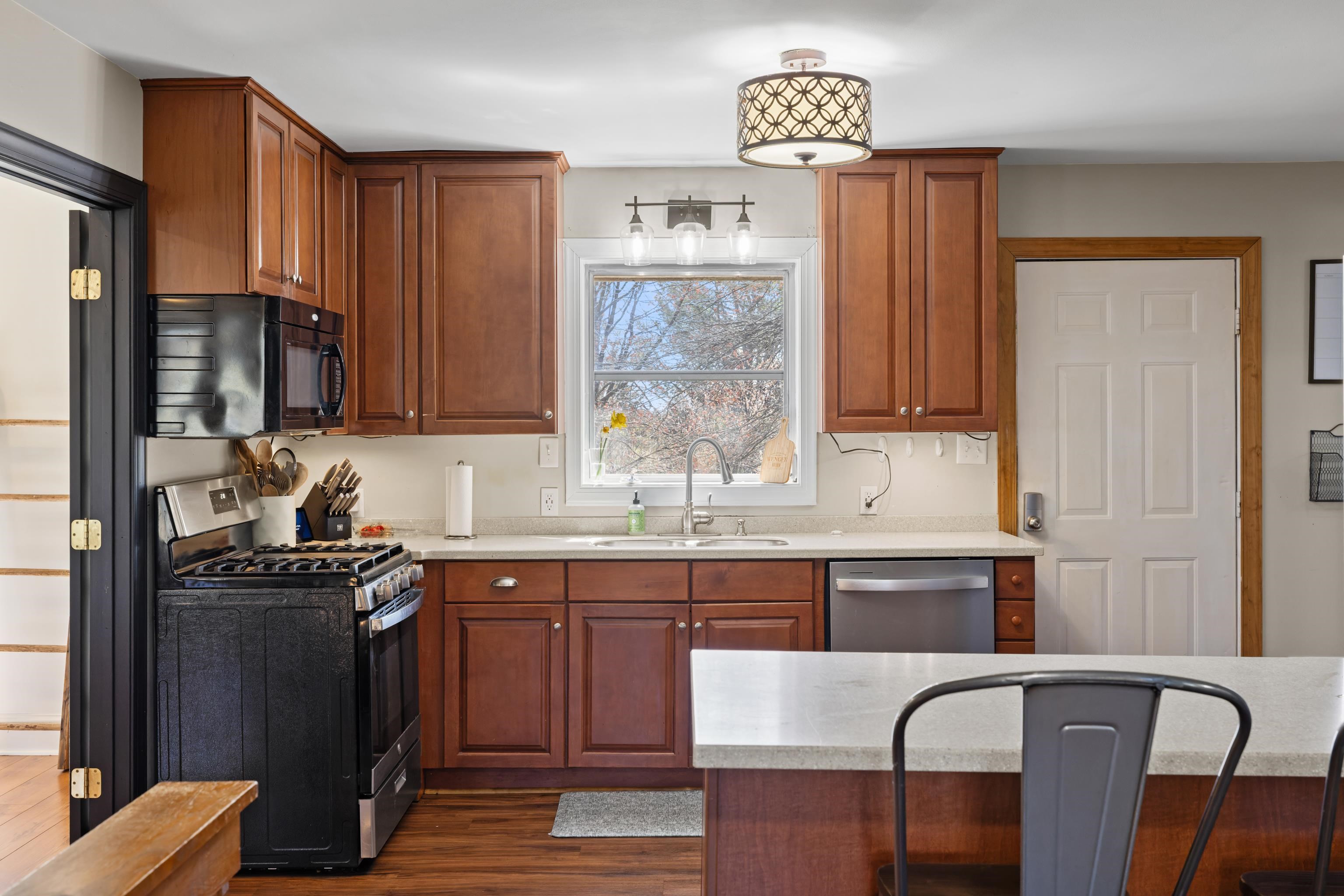 1015 HAMLET DR, ROCKINGHAM, Virginia 22802, 4 Bedrooms Bedrooms, ,2 BathroomsBathrooms,Residential,1015 HAMLET DR,674773 MLS # 674773 1015 HAMLET DR, ROCKINGHAM, Virginia 22802, 4 Bedrooms Bedrooms, ,2 BathroomsBathrooms,Residential,1015 HAMLET DR,674773 MLS # 674773