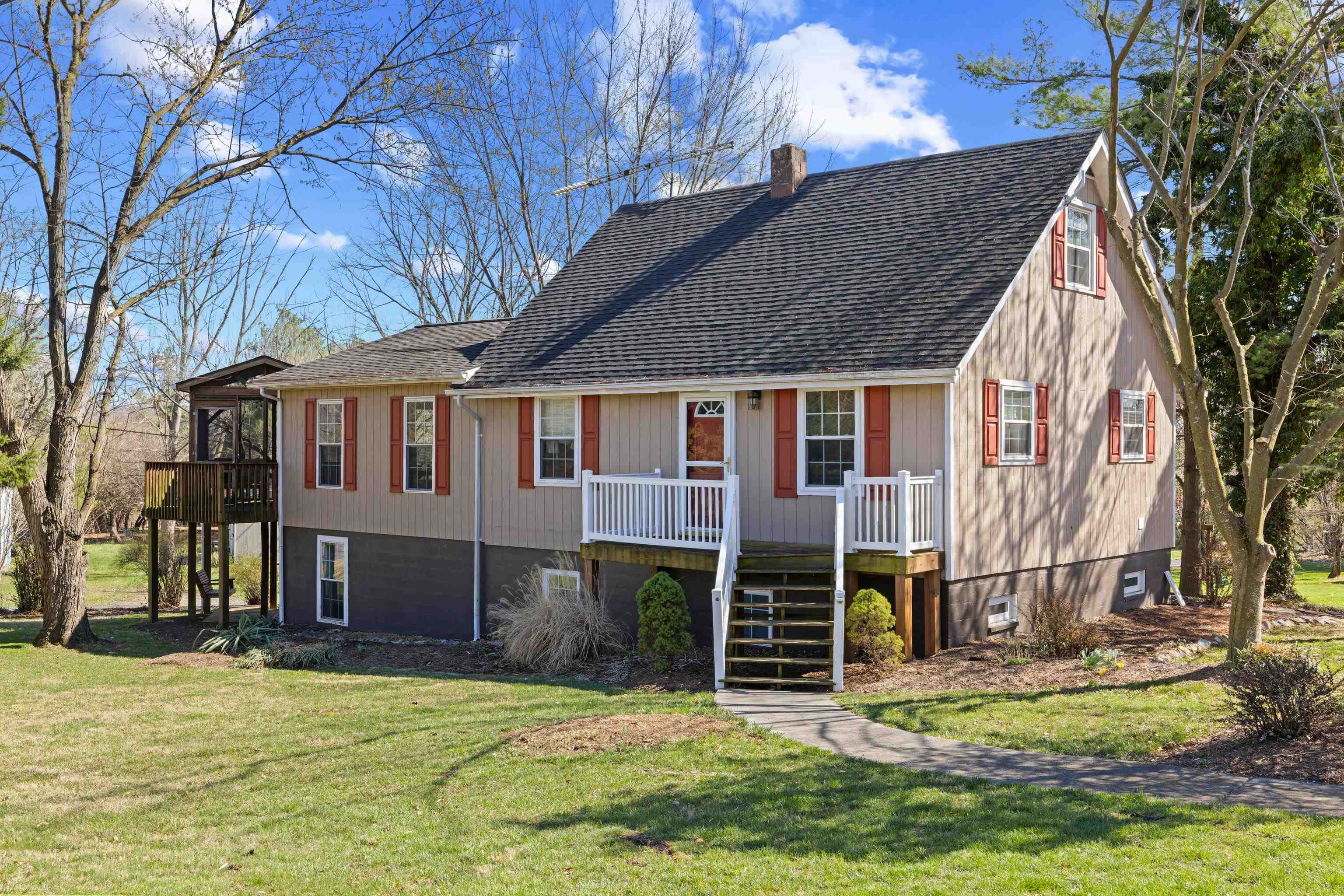 1015 HAMLET DR, ROCKINGHAM, Virginia 22802, 4 Bedrooms Bedrooms, ,2 BathroomsBathrooms,Residential,1015 HAMLET DR,674773 MLS # 674773 1015 HAMLET DR, ROCKINGHAM, Virginia 22802, 4 Bedrooms Bedrooms, ,2 BathroomsBathrooms,Residential,1015 HAMLET DR,674773 MLS # 674773