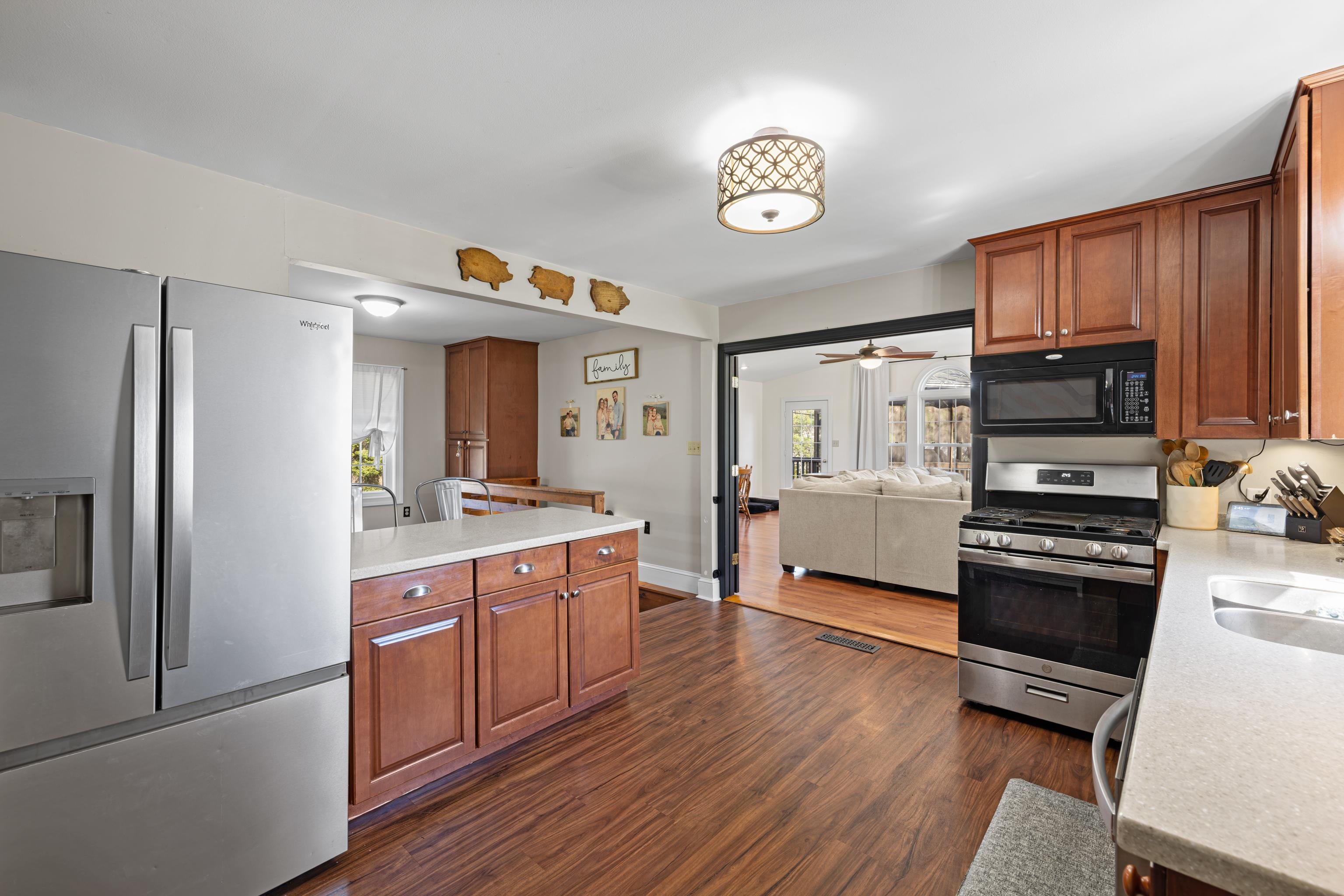 1015 HAMLET DR, ROCKINGHAM, Virginia 22802, 4 Bedrooms Bedrooms, ,2 BathroomsBathrooms,Residential,1015 HAMLET DR,674773 MLS # 674773 1015 HAMLET DR, ROCKINGHAM, Virginia 22802, 4 Bedrooms Bedrooms, ,2 BathroomsBathrooms,Residential,1015 HAMLET DR,674773 MLS # 674773