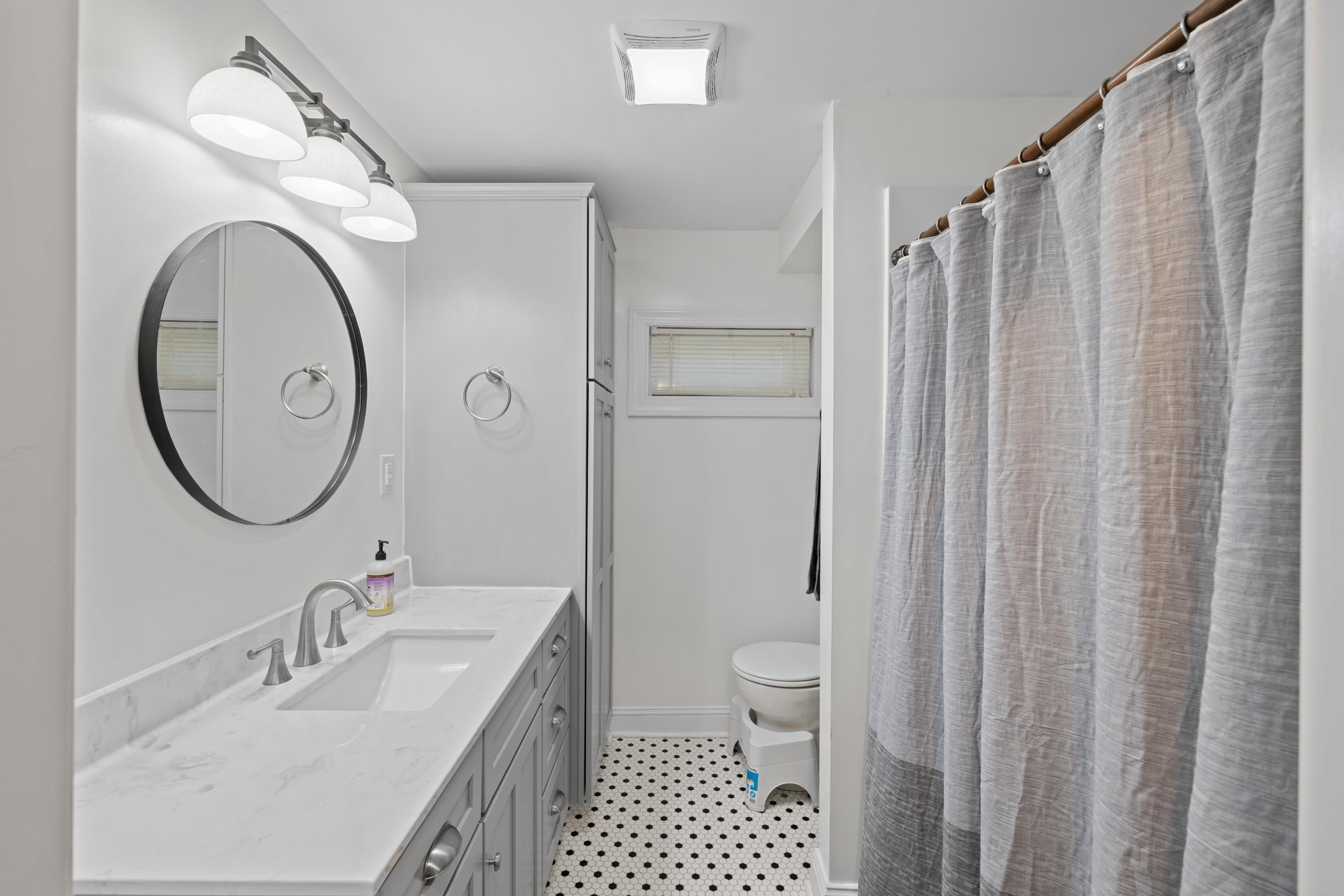 1015 HAMLET DR, ROCKINGHAM, Virginia 22802, 4 Bedrooms Bedrooms, ,2 BathroomsBathrooms,Residential,1015 HAMLET DR,674773 MLS # 674773 1015 HAMLET DR, ROCKINGHAM, Virginia 22802, 4 Bedrooms Bedrooms, ,2 BathroomsBathrooms,Residential,1015 HAMLET DR,674773 MLS # 674773