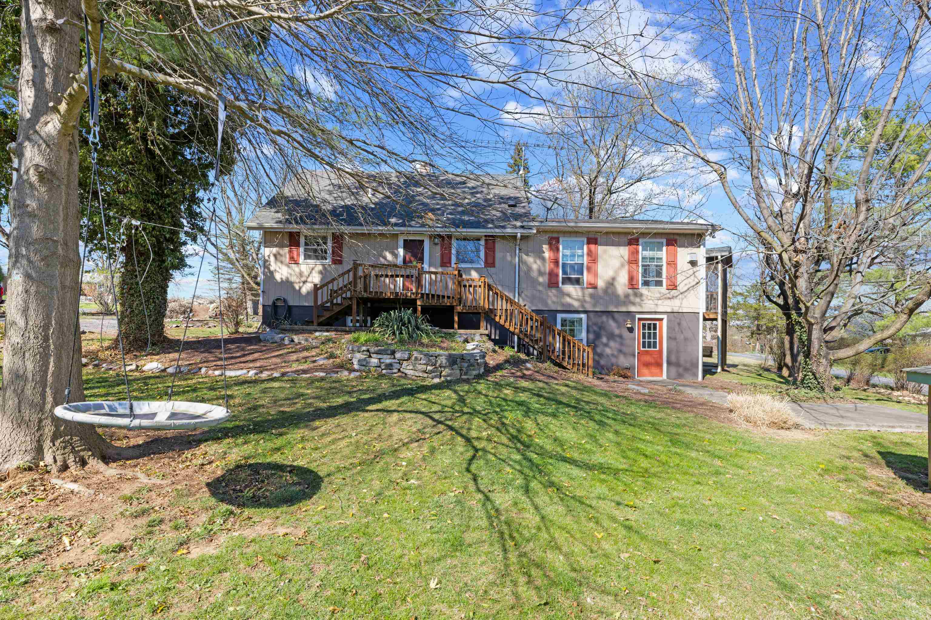 1015 HAMLET DR, ROCKINGHAM, Virginia 22802, 4 Bedrooms Bedrooms, ,2 BathroomsBathrooms,Residential,1015 HAMLET DR,674773 MLS # 674773 1015 HAMLET DR, ROCKINGHAM, Virginia 22802, 4 Bedrooms Bedrooms, ,2 BathroomsBathrooms,Residential,1015 HAMLET DR,674773 MLS # 674773