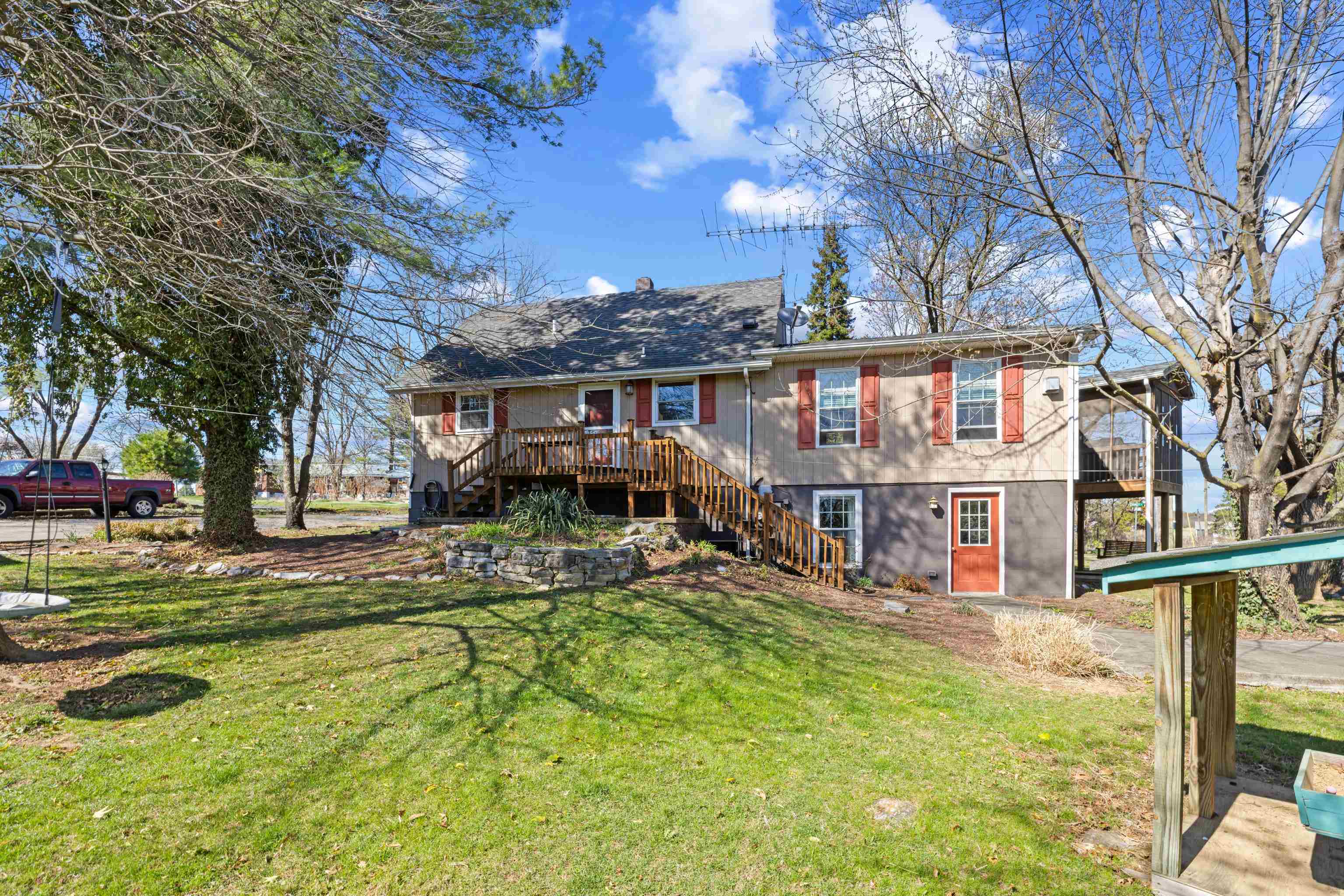 1015 HAMLET DR, ROCKINGHAM, Virginia 22802, 4 Bedrooms Bedrooms, ,2 BathroomsBathrooms,Residential,1015 HAMLET DR,674773 MLS # 674773 1015 HAMLET DR, ROCKINGHAM, Virginia 22802, 4 Bedrooms Bedrooms, ,2 BathroomsBathrooms,Residential,1015 HAMLET DR,674773 MLS # 674773