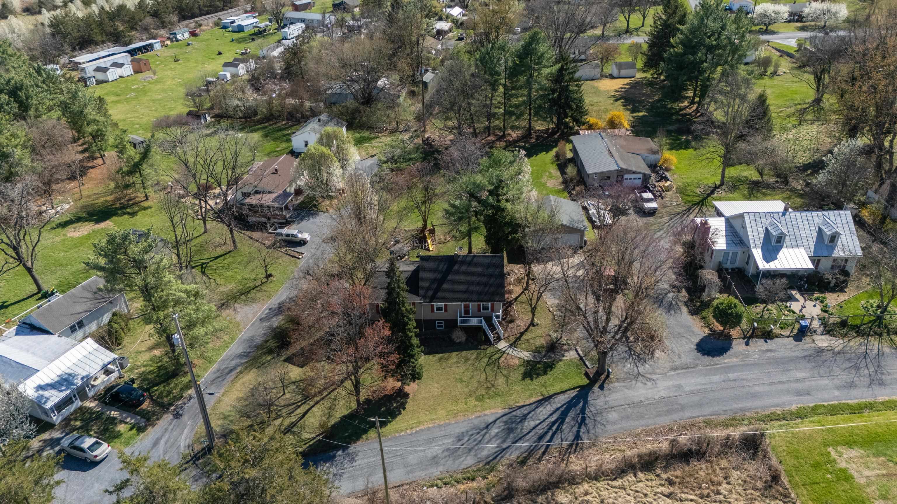 1015 HAMLET DR, ROCKINGHAM, Virginia 22802, 4 Bedrooms Bedrooms, ,2 BathroomsBathrooms,Residential,1015 HAMLET DR,674773 MLS # 674773 1015 HAMLET DR, ROCKINGHAM, Virginia 22802, 4 Bedrooms Bedrooms, ,2 BathroomsBathrooms,Residential,1015 HAMLET DR,674773 MLS # 674773