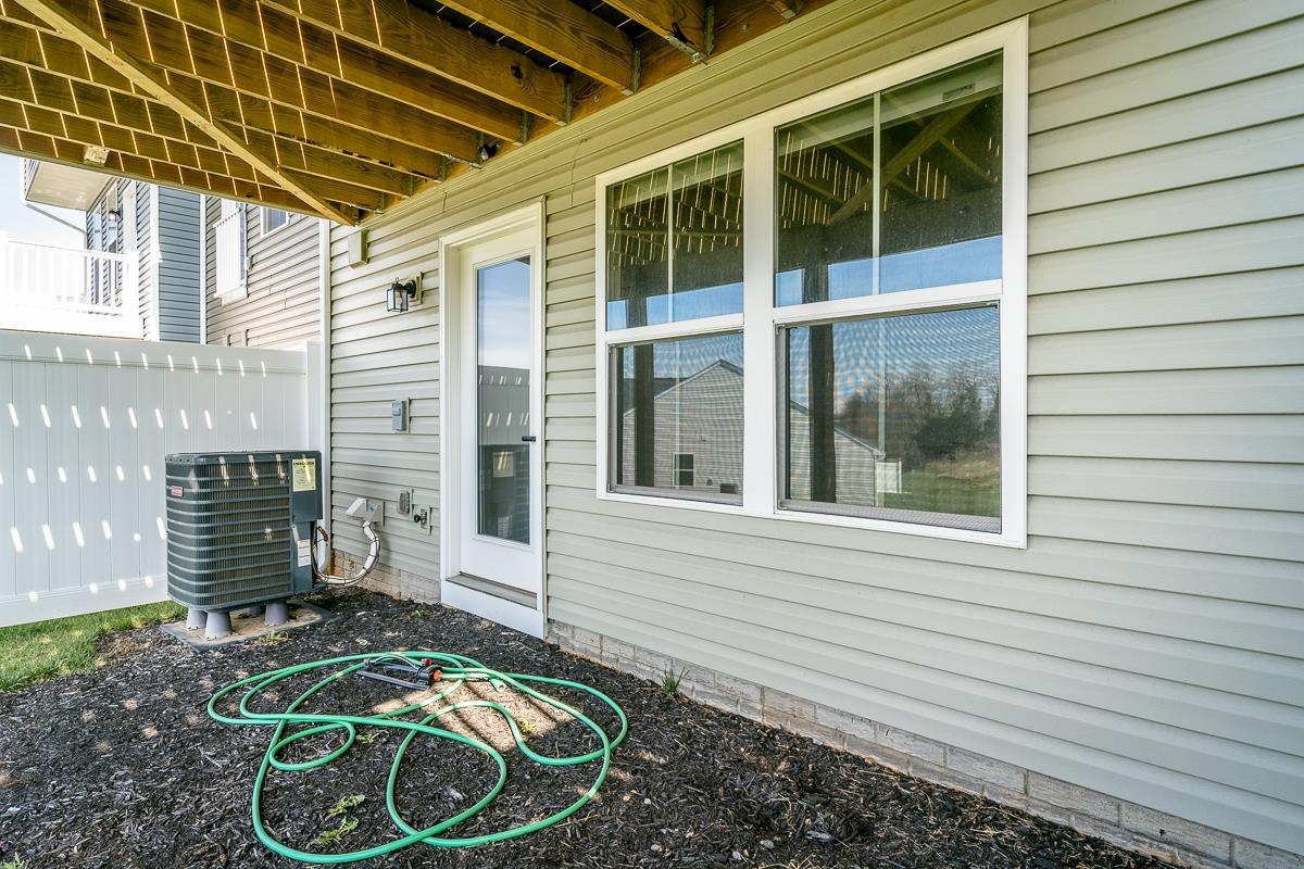 4512 FOUNTAINBRIDGE CT, ROCKINGHAM, Virginia 22801, 3 Bedrooms Bedrooms, ,2 BathroomsBathrooms,Residential,4512 FOUNTAINBRIDGE CT,674778 MLS # 674778