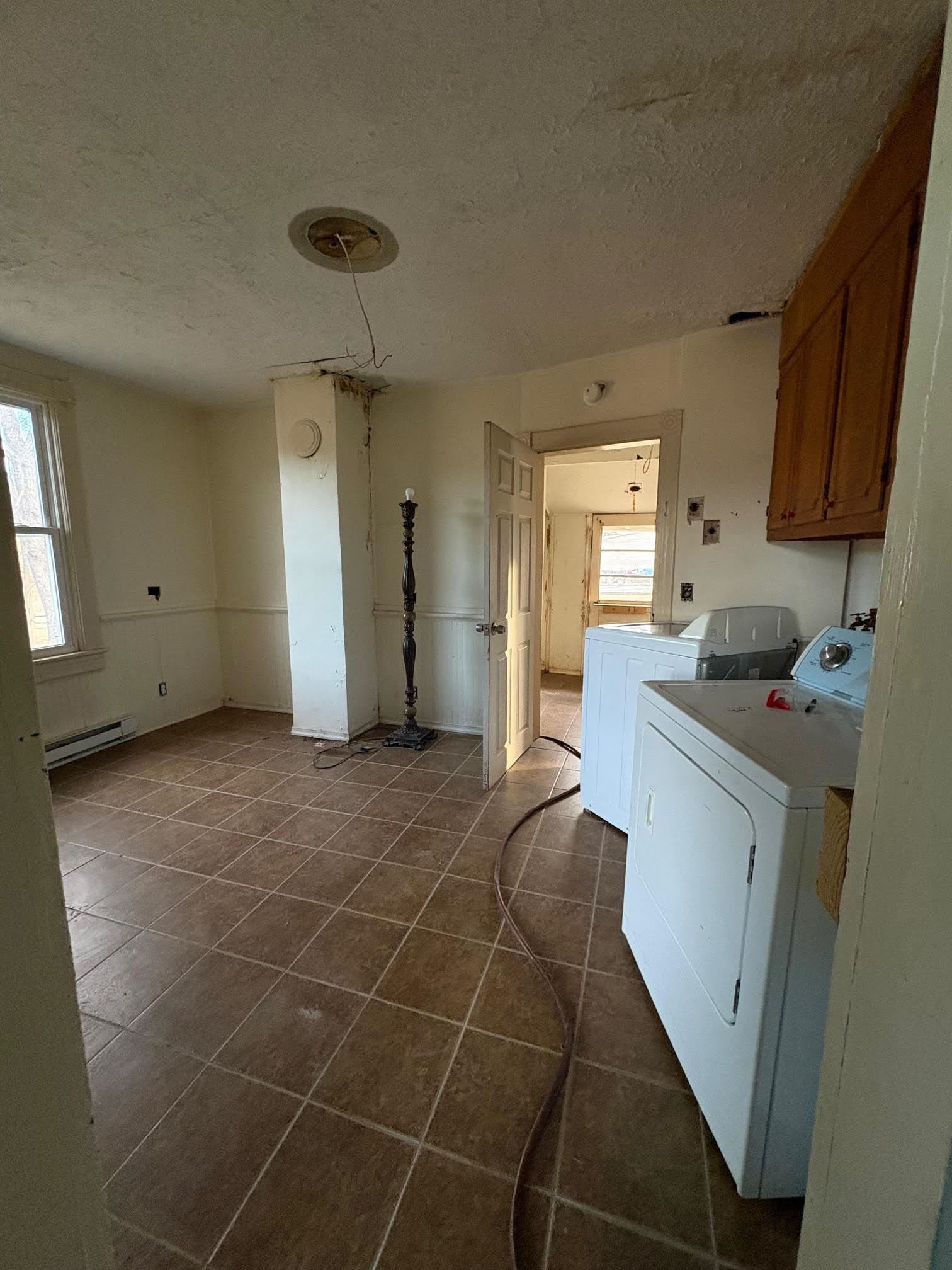 426 E CRAIG ST, CRAIGSVILLE, Virginia 24430, 3 Bedrooms Bedrooms, ,2 BathroomsBathrooms,Residential,426 E CRAIG ST,674786 MLS # 674786 426 E CRAIG ST, CRAIGSVILLE, Virginia 24430, 3 Bedrooms Bedrooms, ,2 BathroomsBathrooms,Residential,426 E CRAIG ST,674786 MLS # 674786