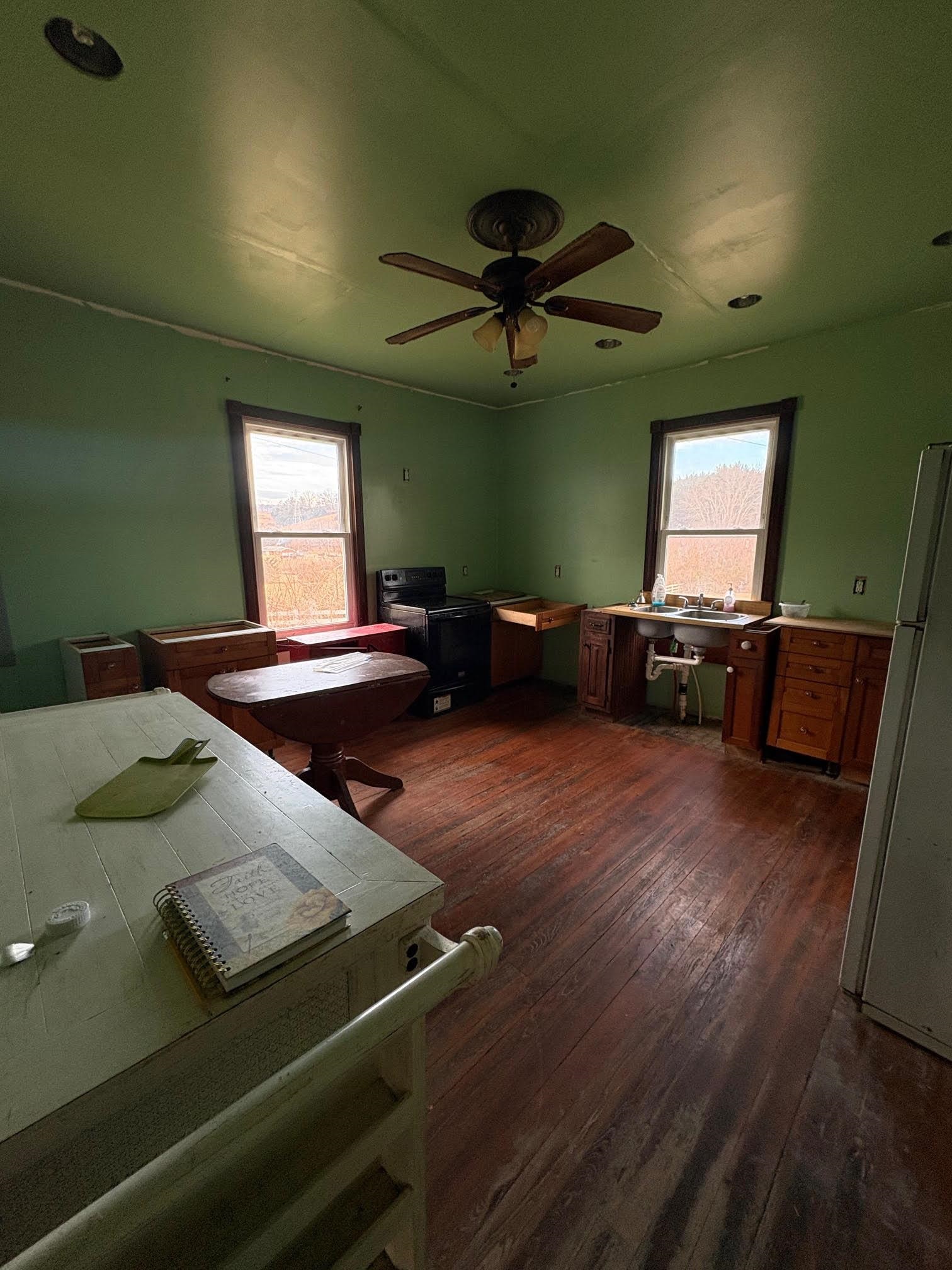 426 E CRAIG ST, CRAIGSVILLE, Virginia 24430, 3 Bedrooms Bedrooms, ,2 BathroomsBathrooms,Residential,426 E CRAIG ST,674786 MLS # 674786 426 E CRAIG ST, CRAIGSVILLE, Virginia 24430, 3 Bedrooms Bedrooms, ,2 BathroomsBathrooms,Residential,426 E CRAIG ST,674786 MLS # 674786