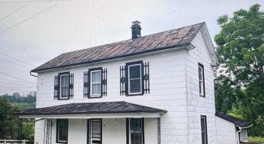 426 E CRAIG ST, CRAIGSVILLE, Virginia 24430, 3 Bedrooms Bedrooms, ,2 BathroomsBathrooms,Residential,426 E CRAIG ST,674786 MLS # 674786