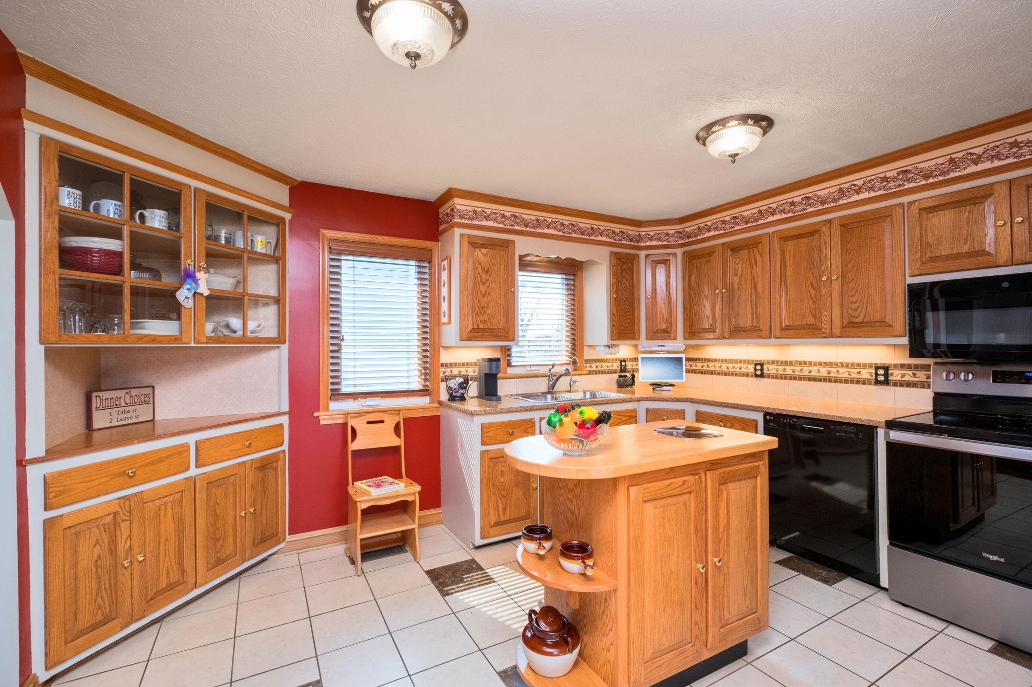 5640 SCOTTS FORD RD, MOUNT CRAWFORD, Virginia 22841, 6 Bedrooms Bedrooms, ,5 BathroomsBathrooms,Residential,5640 SCOTTS FORD RD,674788 MLS # 674788