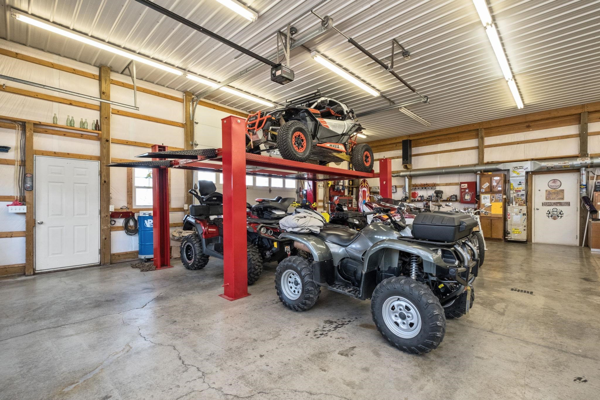 5640 SCOTTS FORD RD, MOUNT CRAWFORD, Virginia 22841, 6 Bedrooms Bedrooms, ,5 BathroomsBathrooms,Residential,5640 SCOTTS FORD RD,674788 MLS # 674788